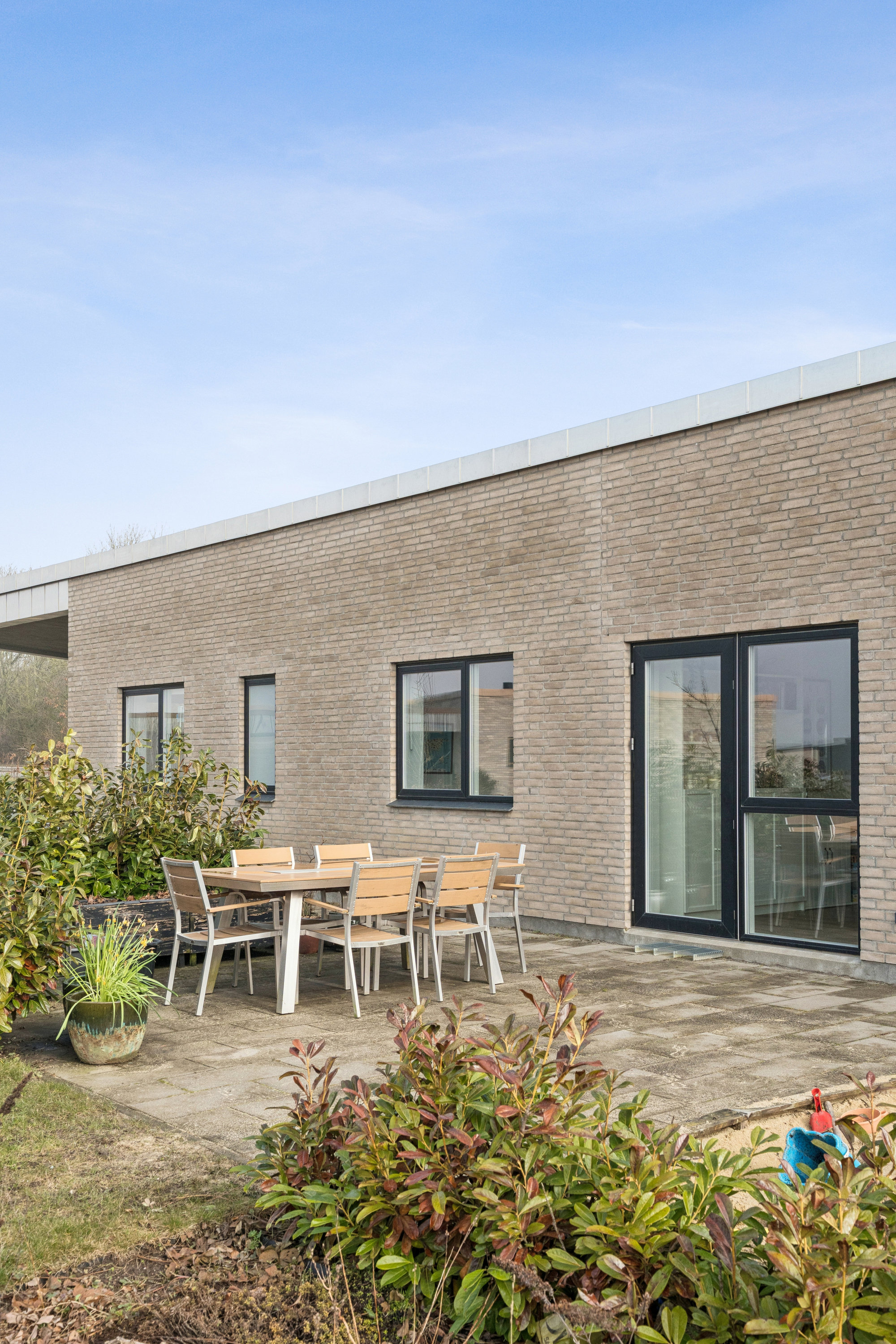 Fremhævet terrasse billede i fuldskærmstilstand. Billede af Høje Støvring 210, 9530 Støvring