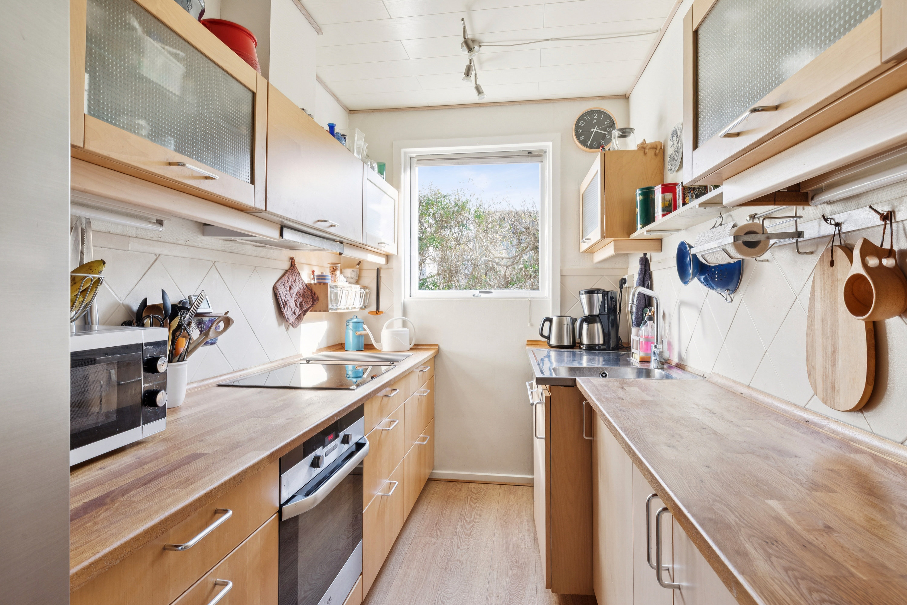 Fremhævet køkken billede i fuldskærmstilstand. Billede af Stationsvej 9, 2640 Hedehusene