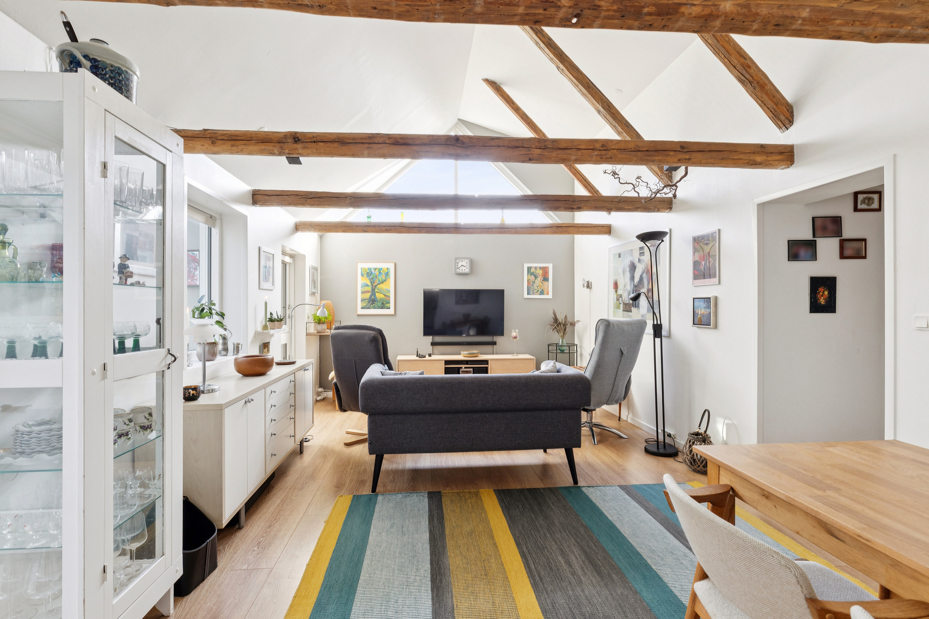 Fremhævet stue billede i fuldskærmstilstand. Billede af Stationsvej 9, 2640 Hedehusene