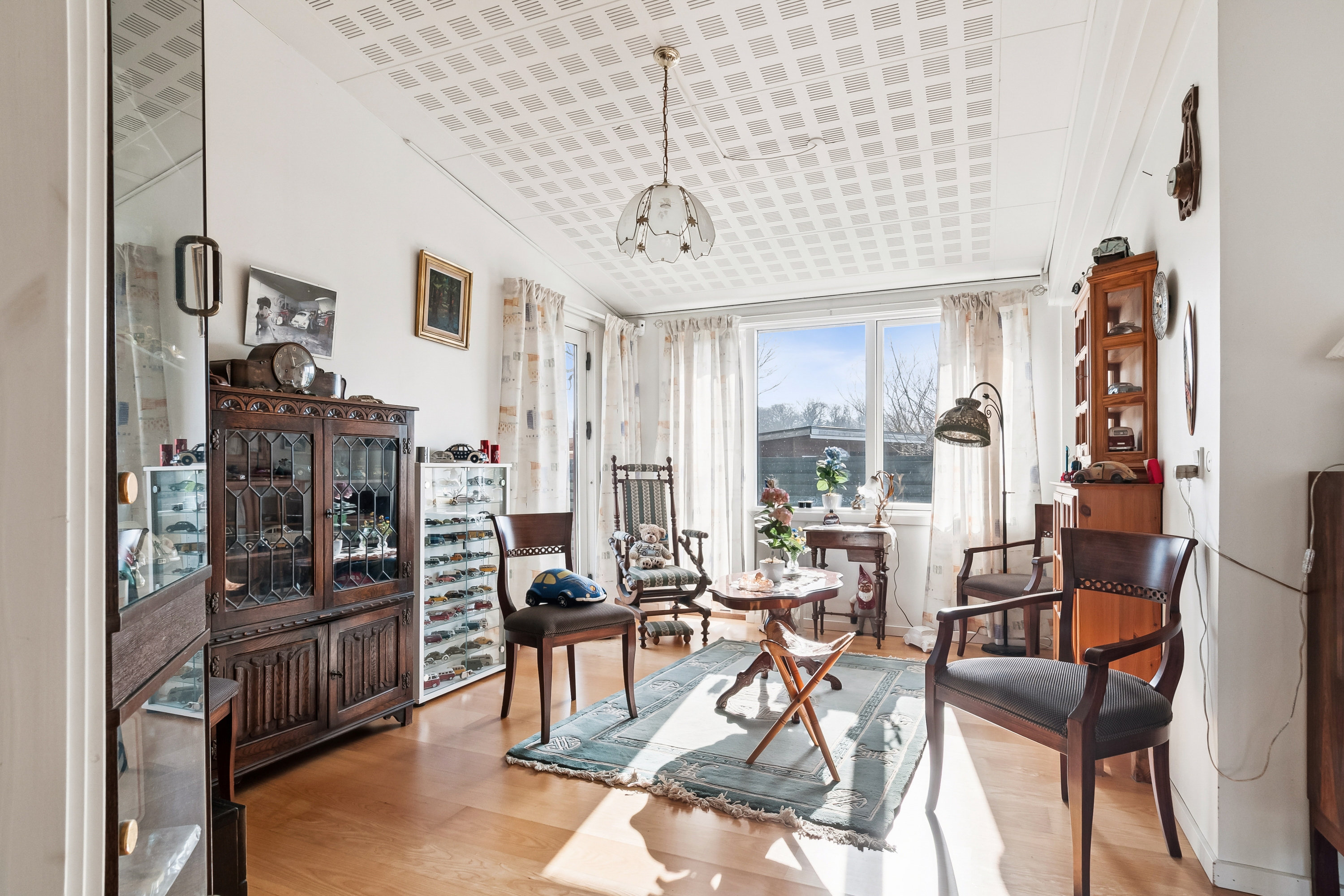 Fremhævet stue billede i fuldskærmstilstand. Billede af Kongelundsvej 652, 2791 Dragør