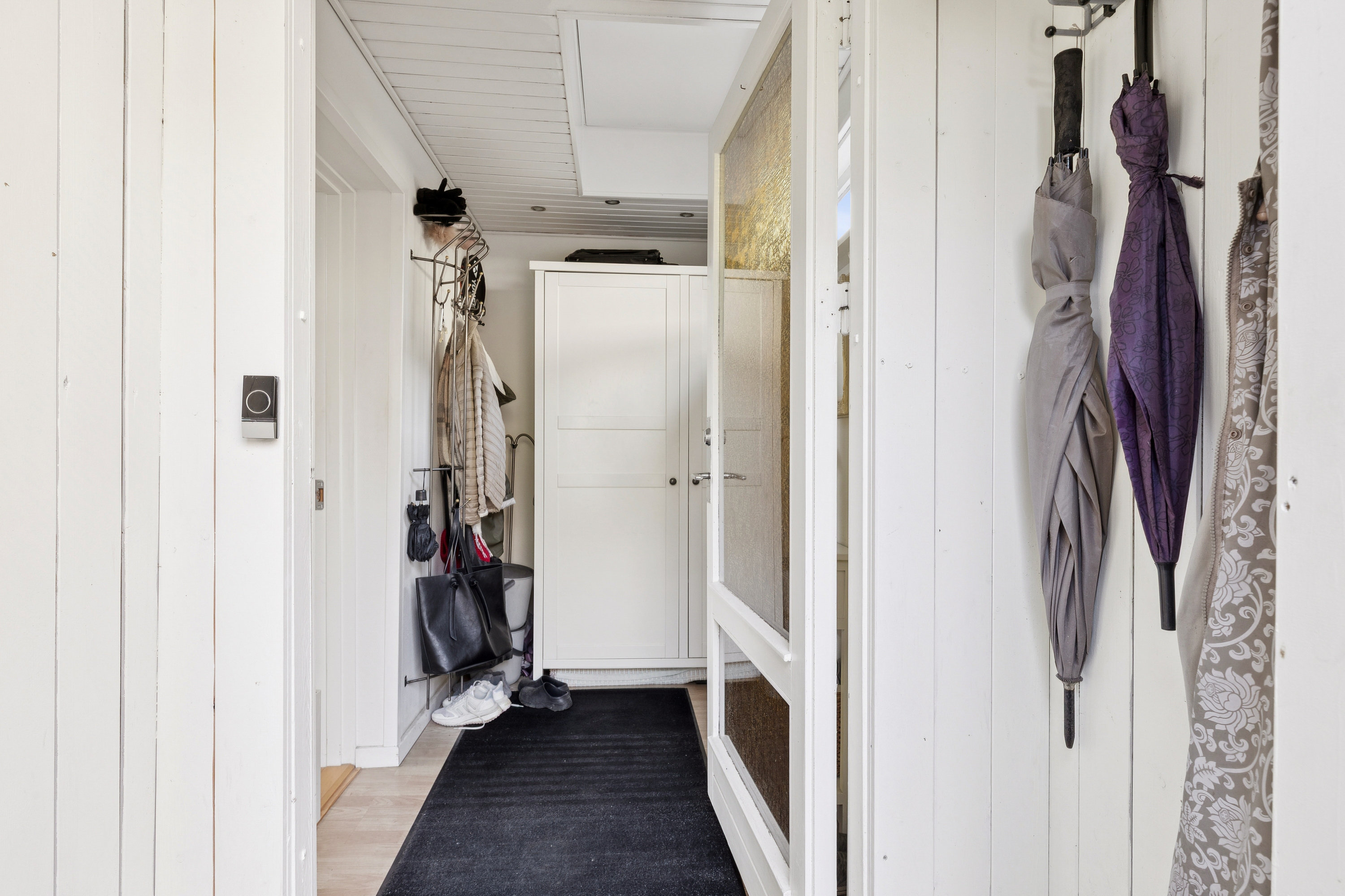 Fremhævet entré billede i fuldskærmstilstand. Billede af Stationsvej 9, 2640 Hedehusene