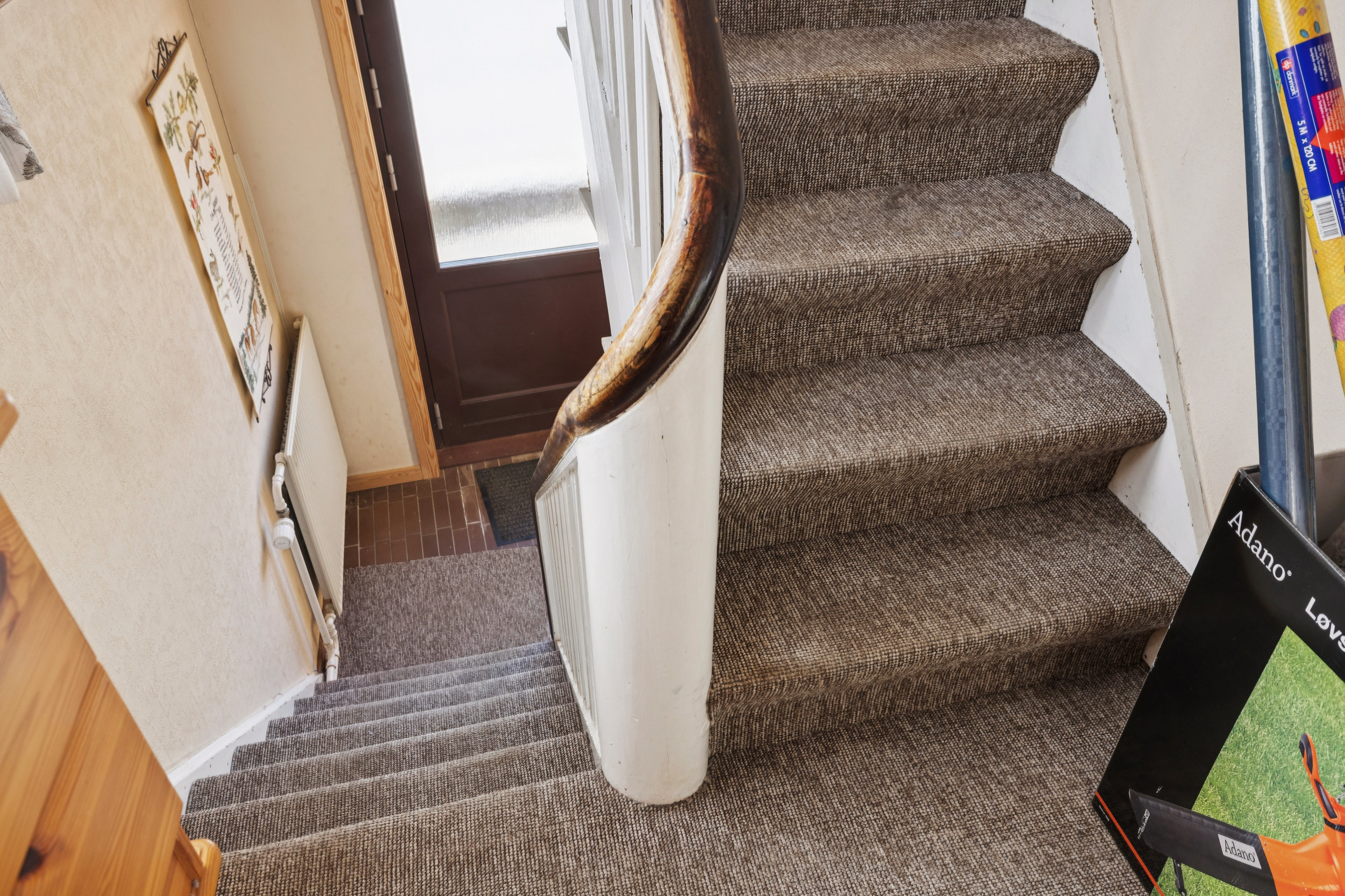 Fremhævet trappe billede i fuldskærmstilstand. Billede af Klaregade 27, Gummerup, 5620 Glamsbjerg