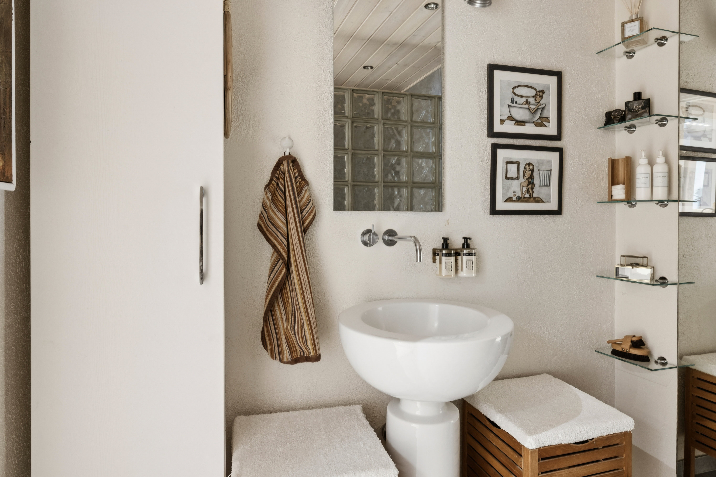 Fremhævet badeværelse billede i fuldskærmstilstand. Billede af Grenåvej 728, kld.. c., 8541 Skødstrup