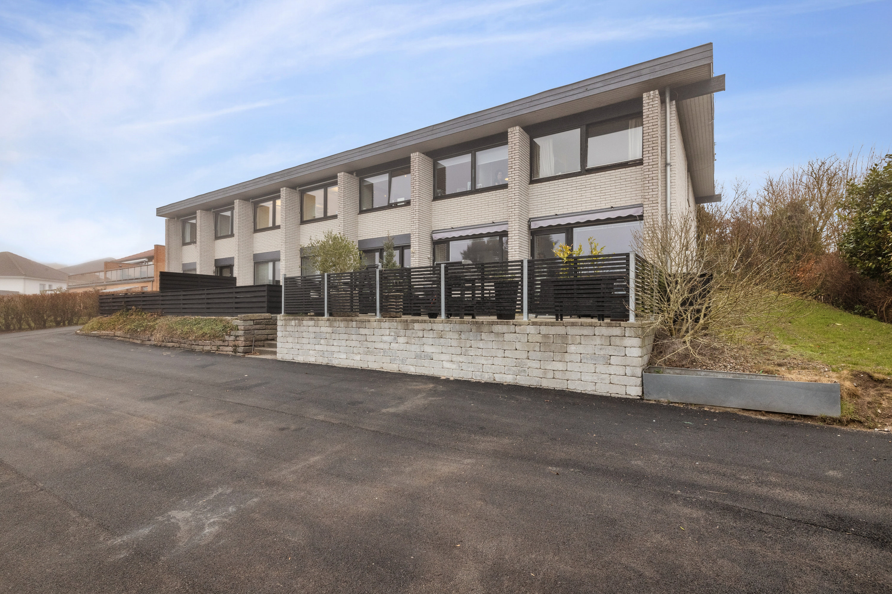 Fremhævet andet billede i fuldskærmstilstand. Billede af Grenåvej 728, kld.. c., 8541 Skødstrup