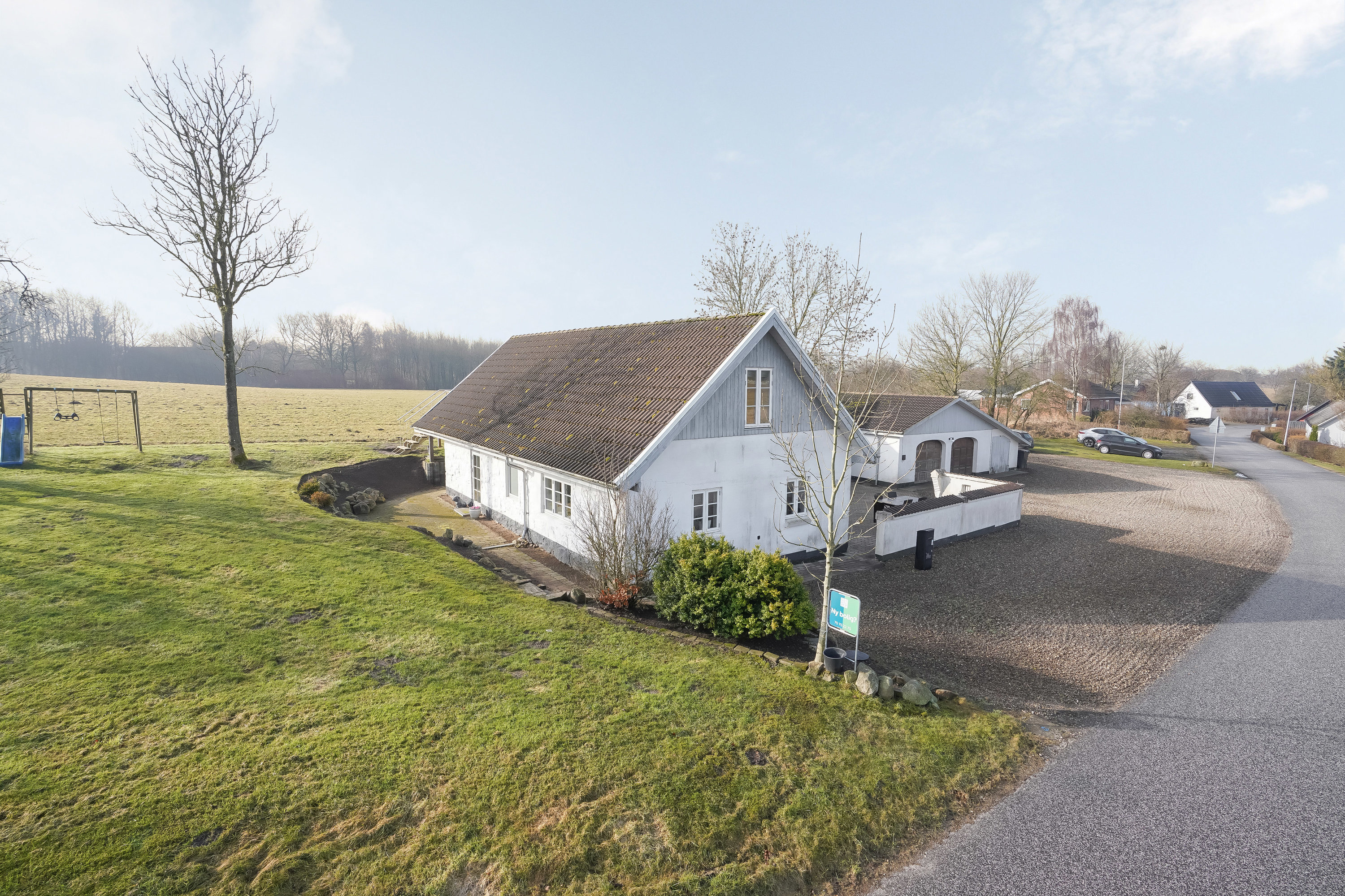 Fremhævet ejendommen billede i fuldskærmstilstand. Billede af Bygaden 18, Underup, 8740 Brædstrup