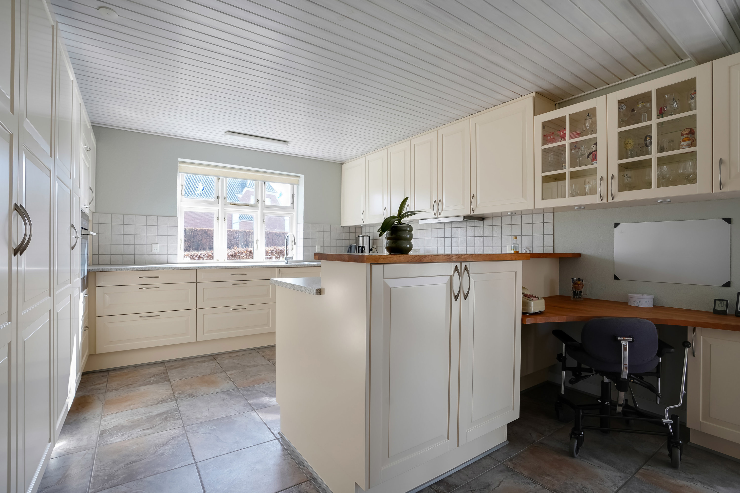 Fremhævet køkken billede i fuldskærmstilstand. Billede af Bygade 96, 7173 Vonge