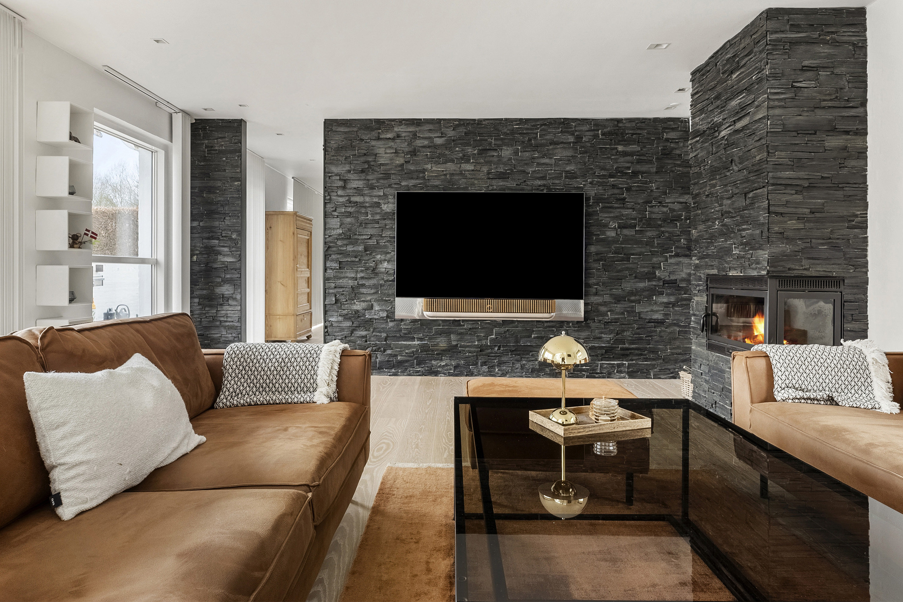 Fremhævet stue billede i fuldskærmstilstand. Billede af Snapsund 4, 8700 Horsens