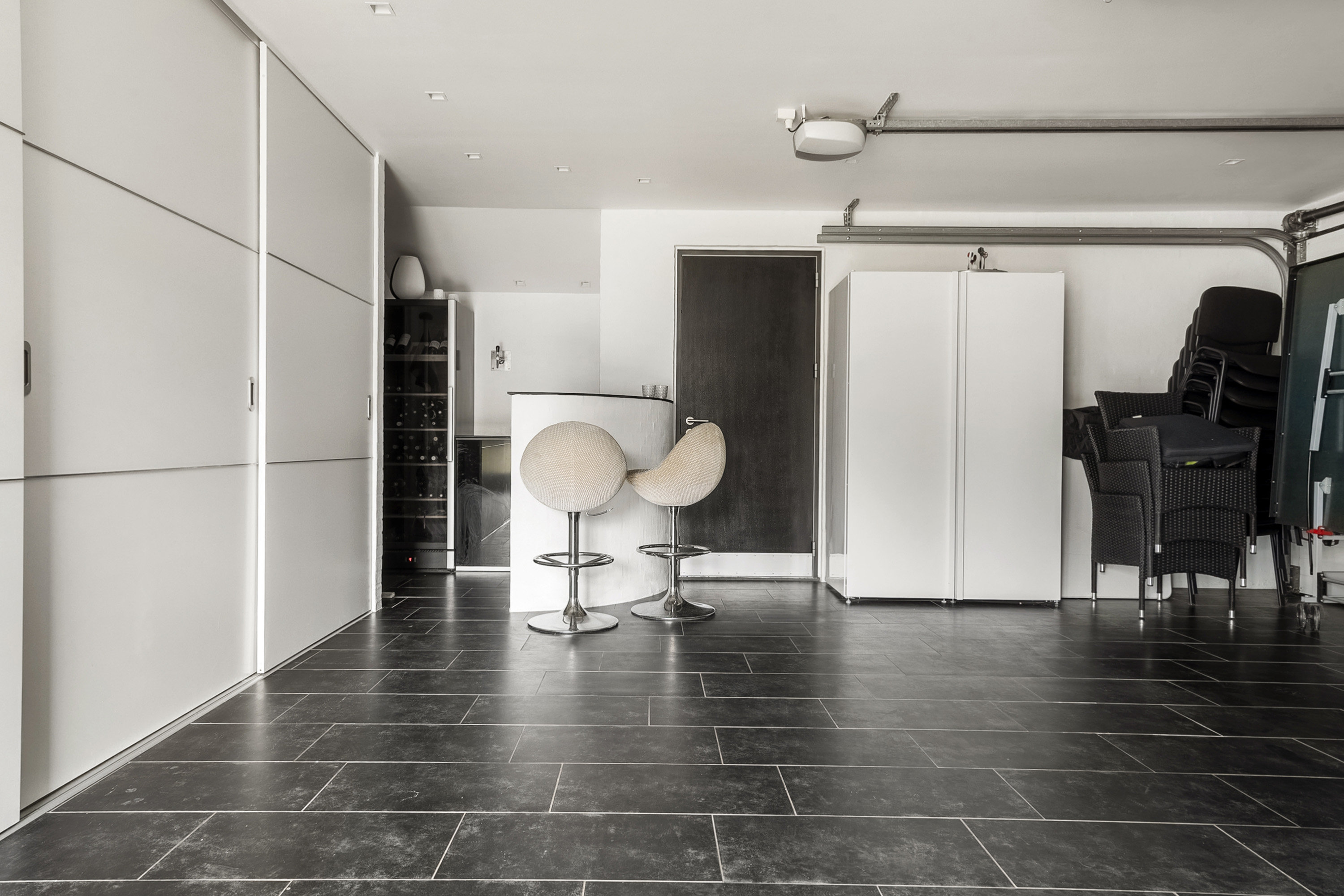 Fremhævet garage billede i fuldskærmstilstand. Billede af Snapsund 4, 8700 Horsens