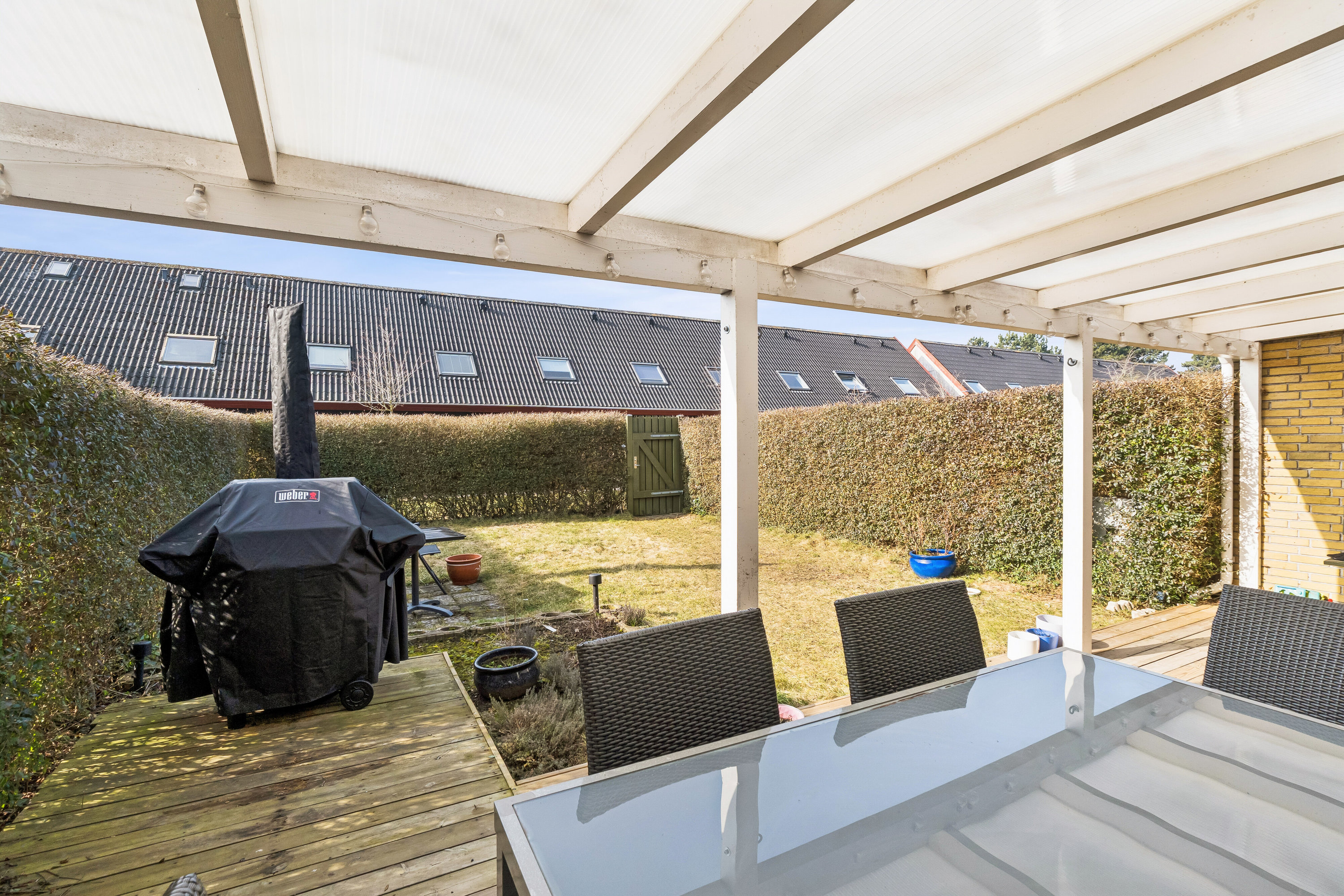 Fremhævet udendørs billede i fuldskærmstilstand. Billede af Enghøjen 19, 2650 Hvidovre