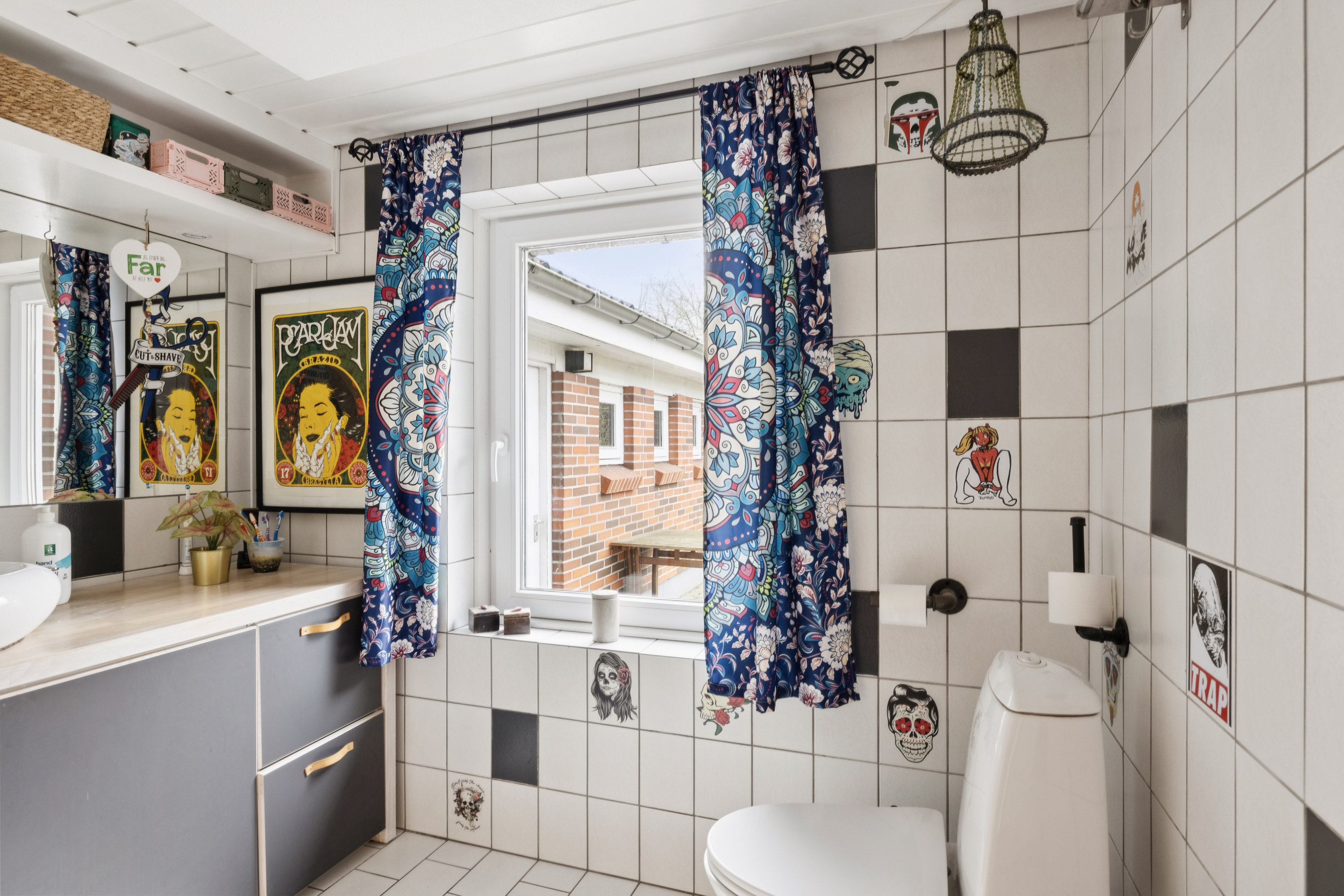 Fremhævet bad billede i fuldskærmstilstand. Billede af Lille Randers 12, Thorsager, 8410 Rønde