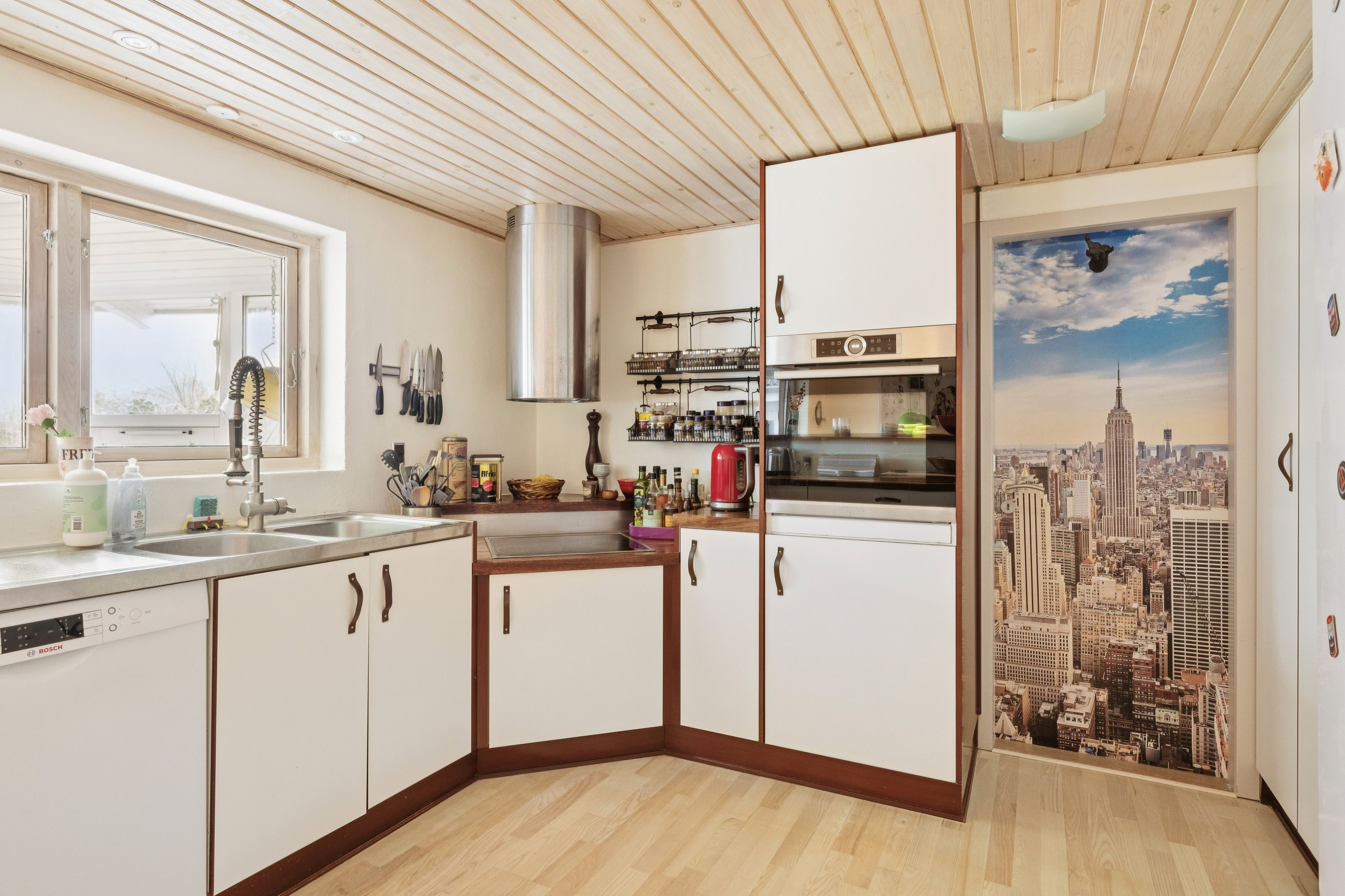 Fremhævet køkken billede i fuldskærmstilstand. Billede af Lille Randers 12, Thorsager, 8410 Rønde