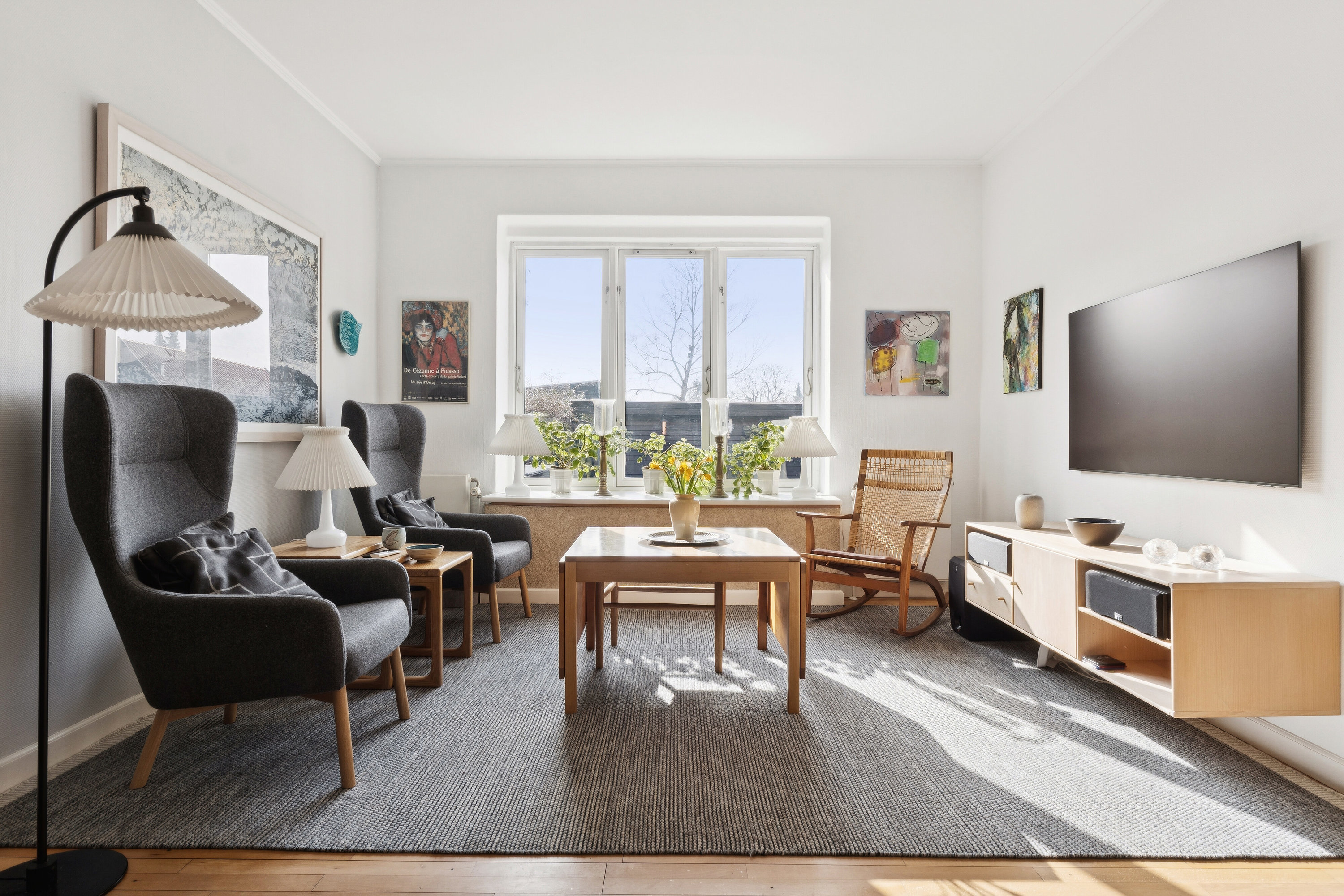 Fremhævet stue billede i fuldskærmstilstand. Billede af Skovfryd 9, 2800 Kongens Lyngby