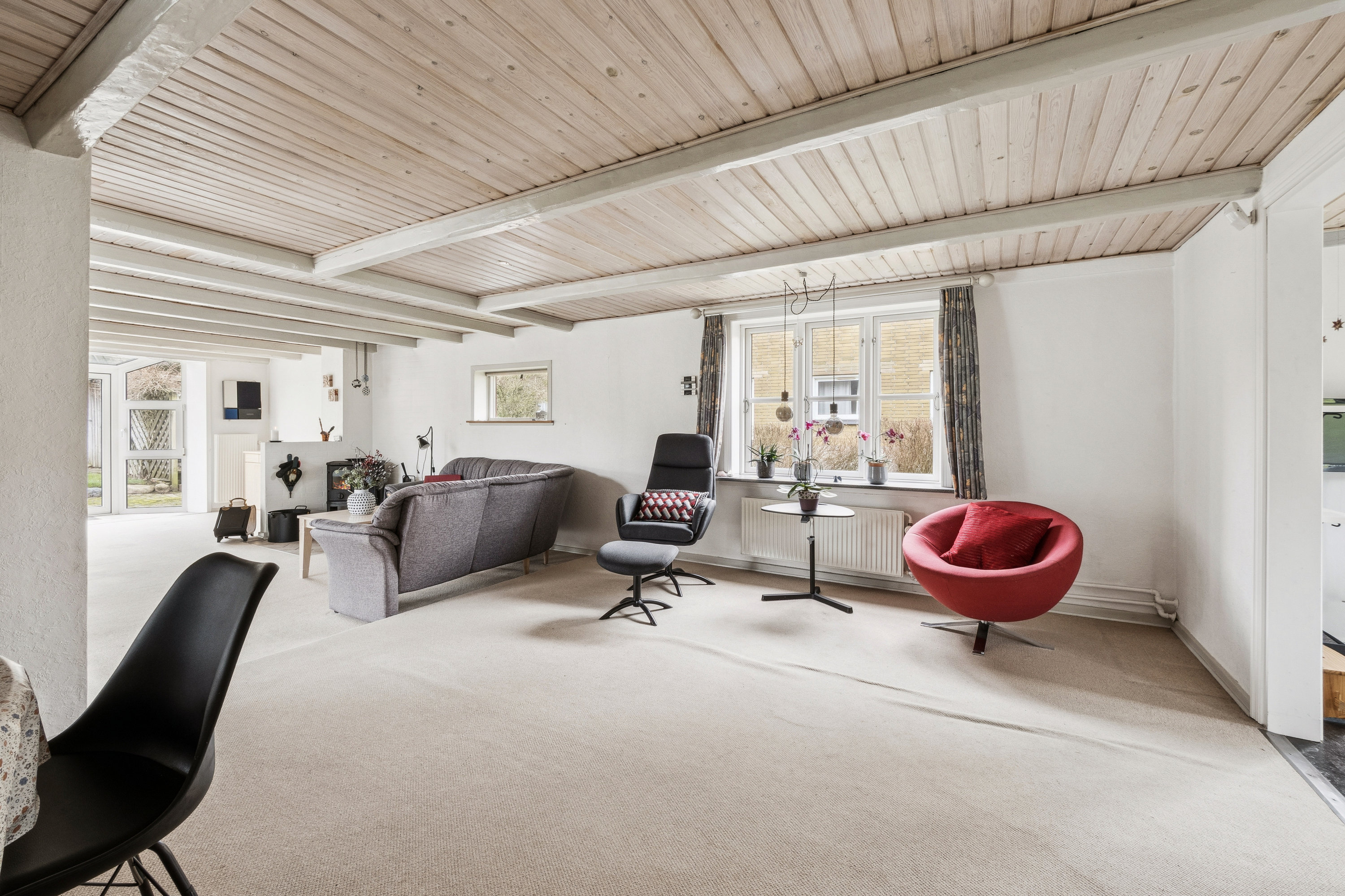 Fremhævet stue billede i fuldskærmstilstand. Billede af Faaruphusevej 12, Faarup, 7900 Nykøbing M