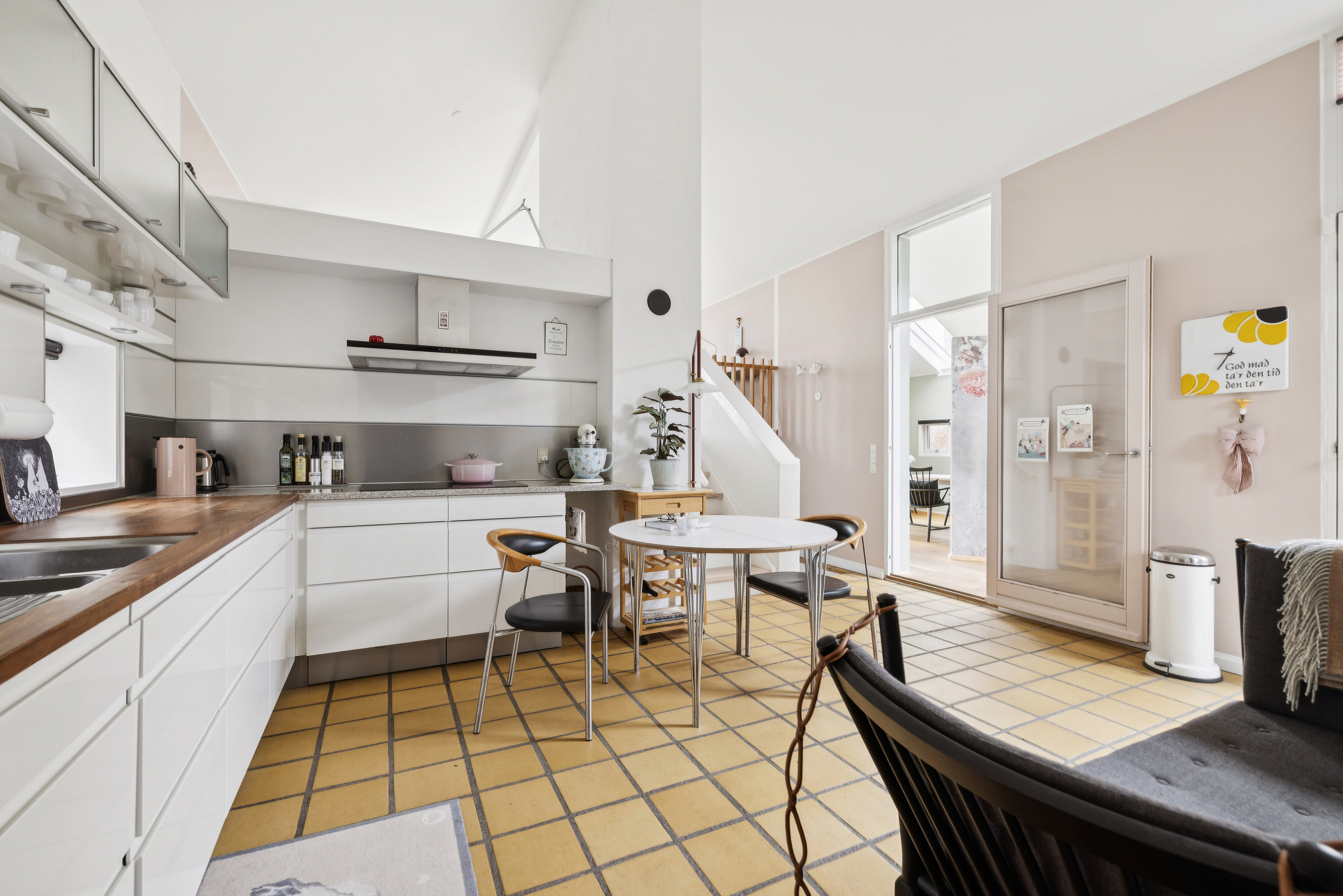 Fremhævet køkken billede i fuldskærmstilstand. Billede af Rue 37A, 5900 Rudkøbing