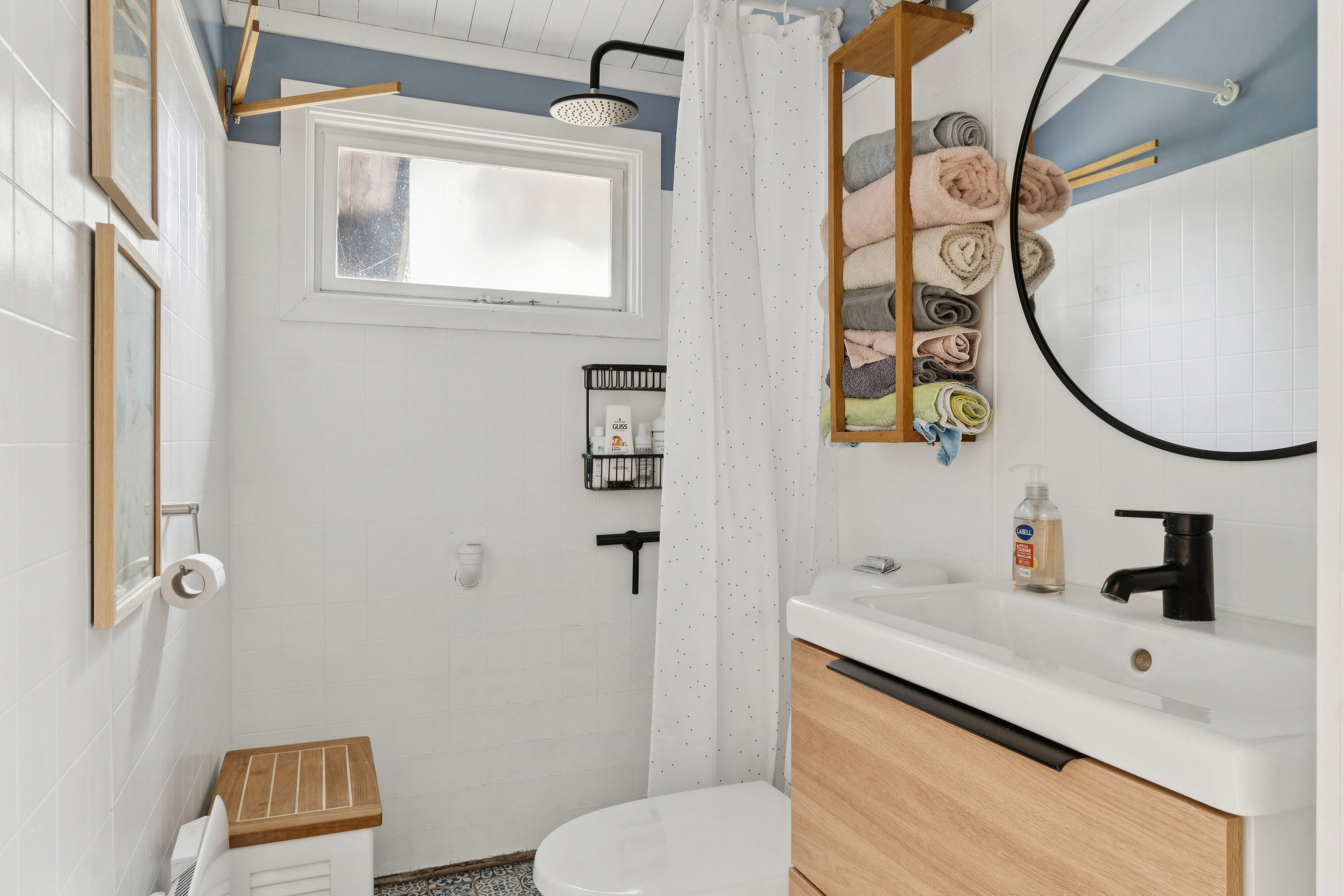 Fremhævet badeværelse billede i fuldskærmstilstand. Billede af Sanglærkevej 4, Ll Kongsmark, 4200 Slagelse