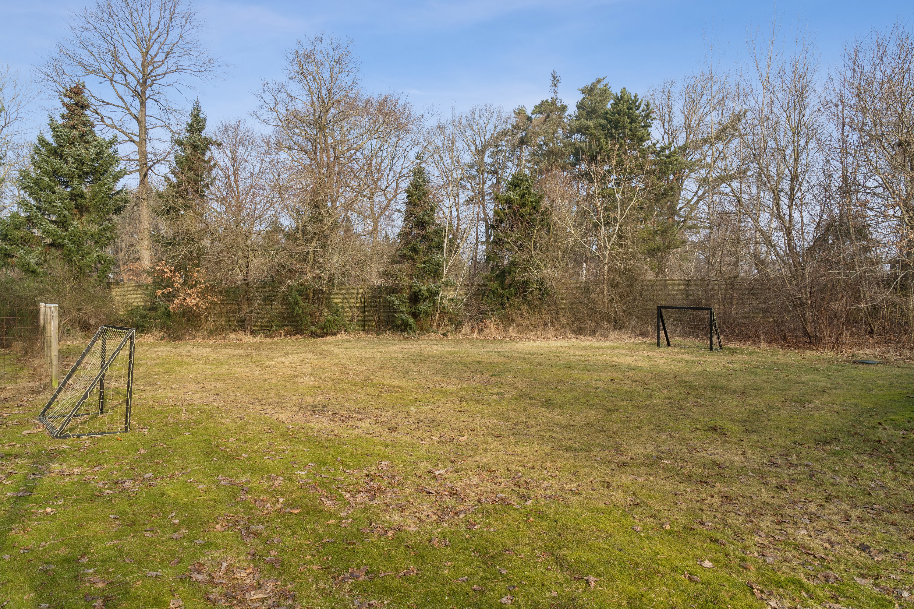 Fremhævet set fra haven billede i fuldskærmstilstand. Billede af Lyngvej 203A, Jyderup Lyng, 4560 Vig