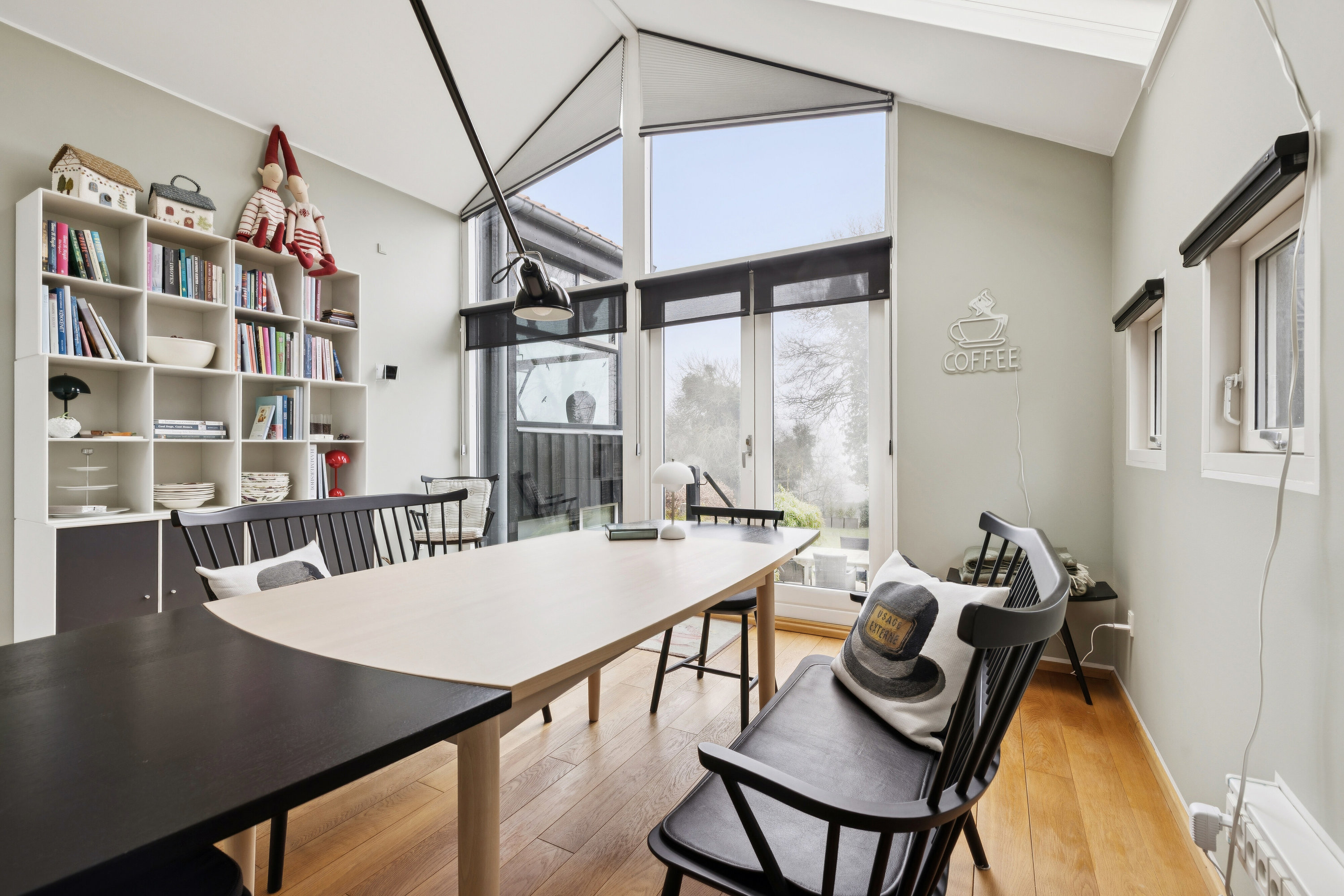 Fremhævet spisestue billede i fuldskærmstilstand. Billede af Rue 37A, 5900 Rudkøbing