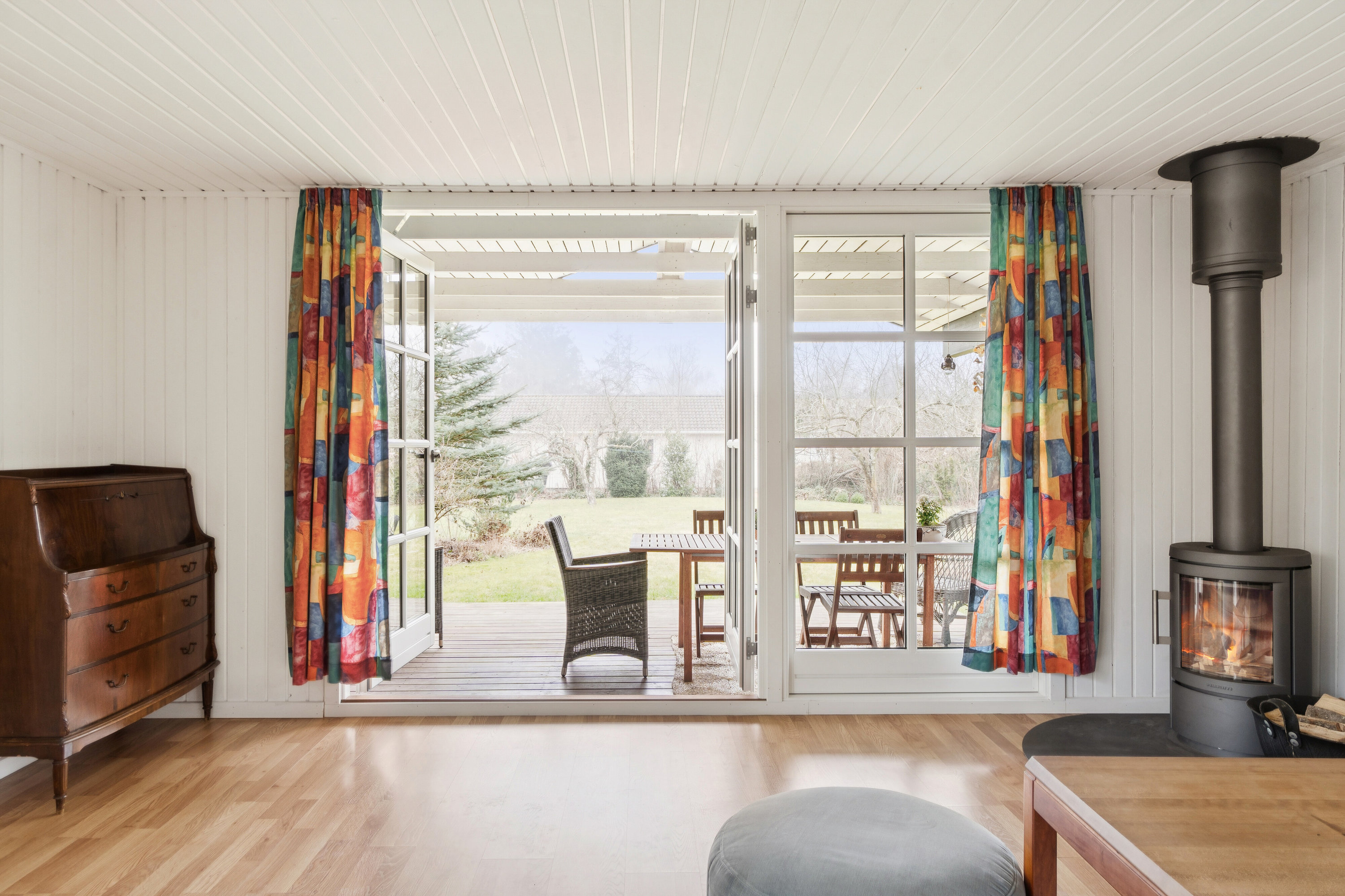 Fremhævet stue billede i fuldskærmstilstand. Billede af Klinteborgvej 26, Ordrup, 4540 Fårevejle