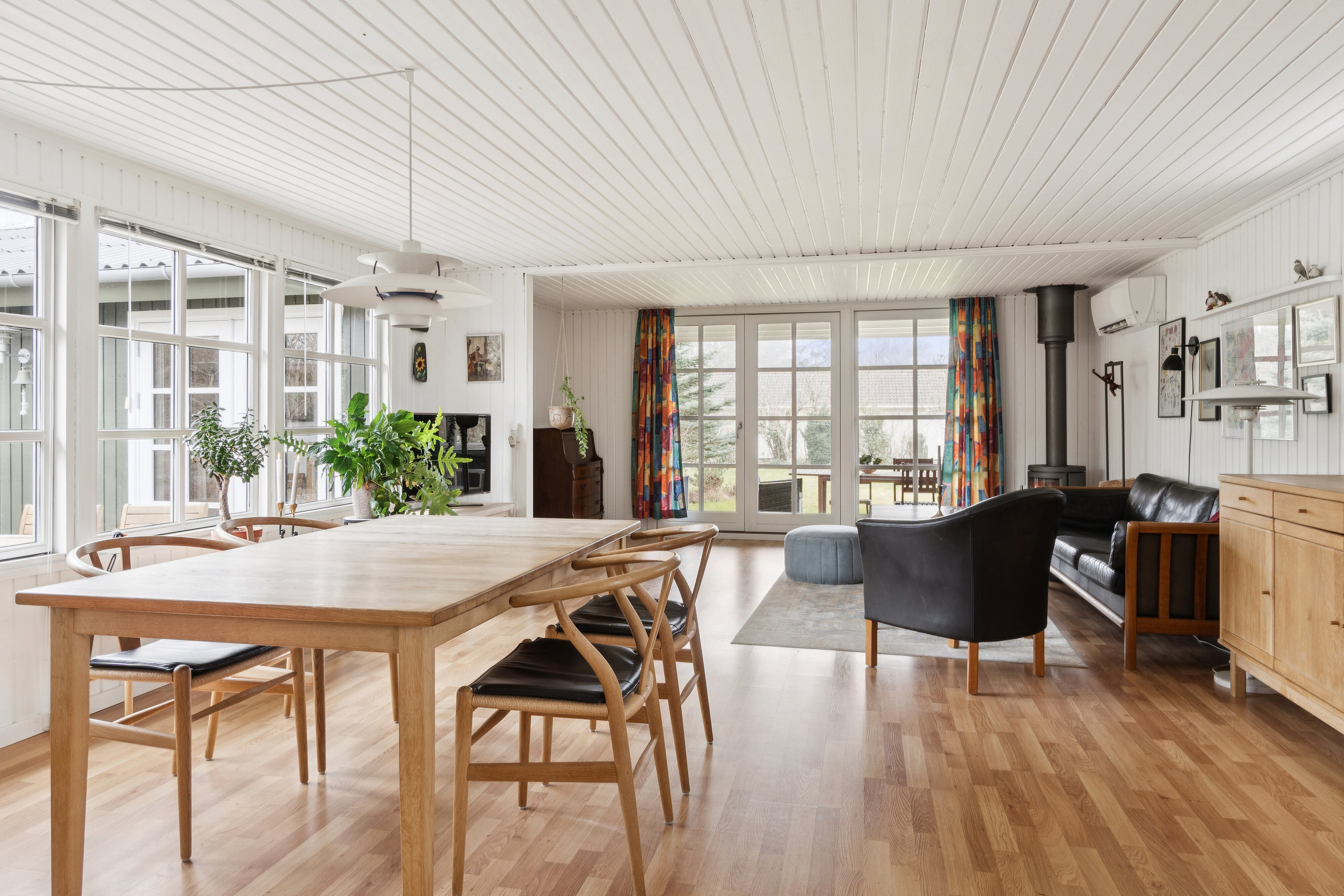 Fremhævet spisestue billede i fuldskærmstilstand. Billede af Klinteborgvej 26, Ordrup, 4540 Fårevejle