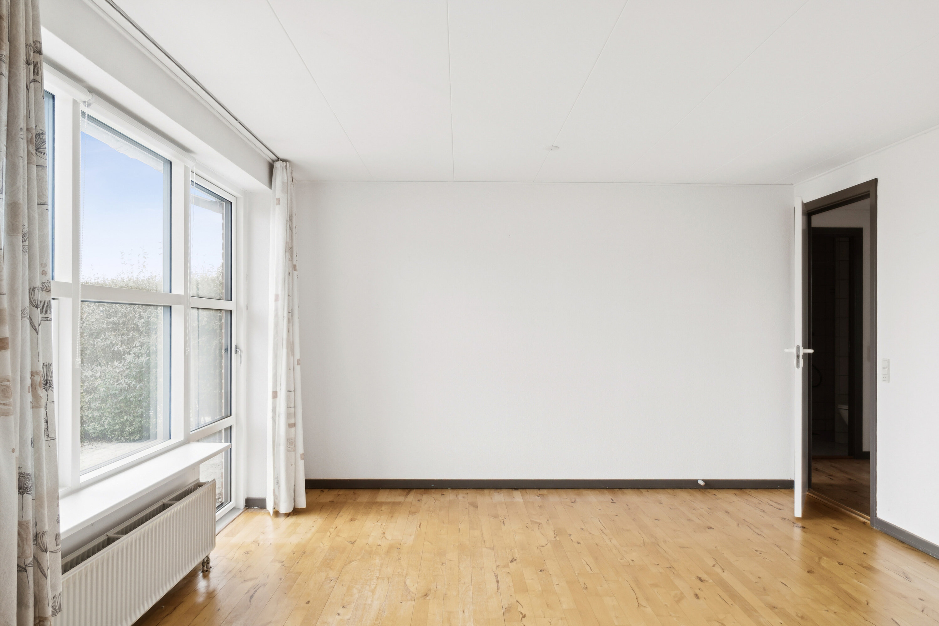 Fremhævet stue billede i fuldskærmstilstand. Billede af Trankær Vænge 80, 8310 Tranbjerg J