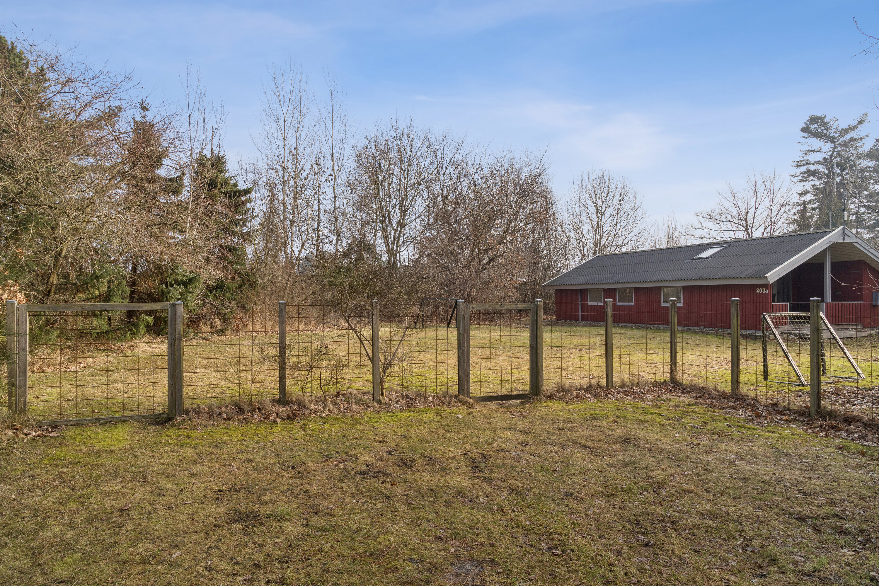 Fremhævet set fra haven billede i fuldskærmstilstand. Billede af Lyngvej 203A, Jyderup Lyng, 4560 Vig