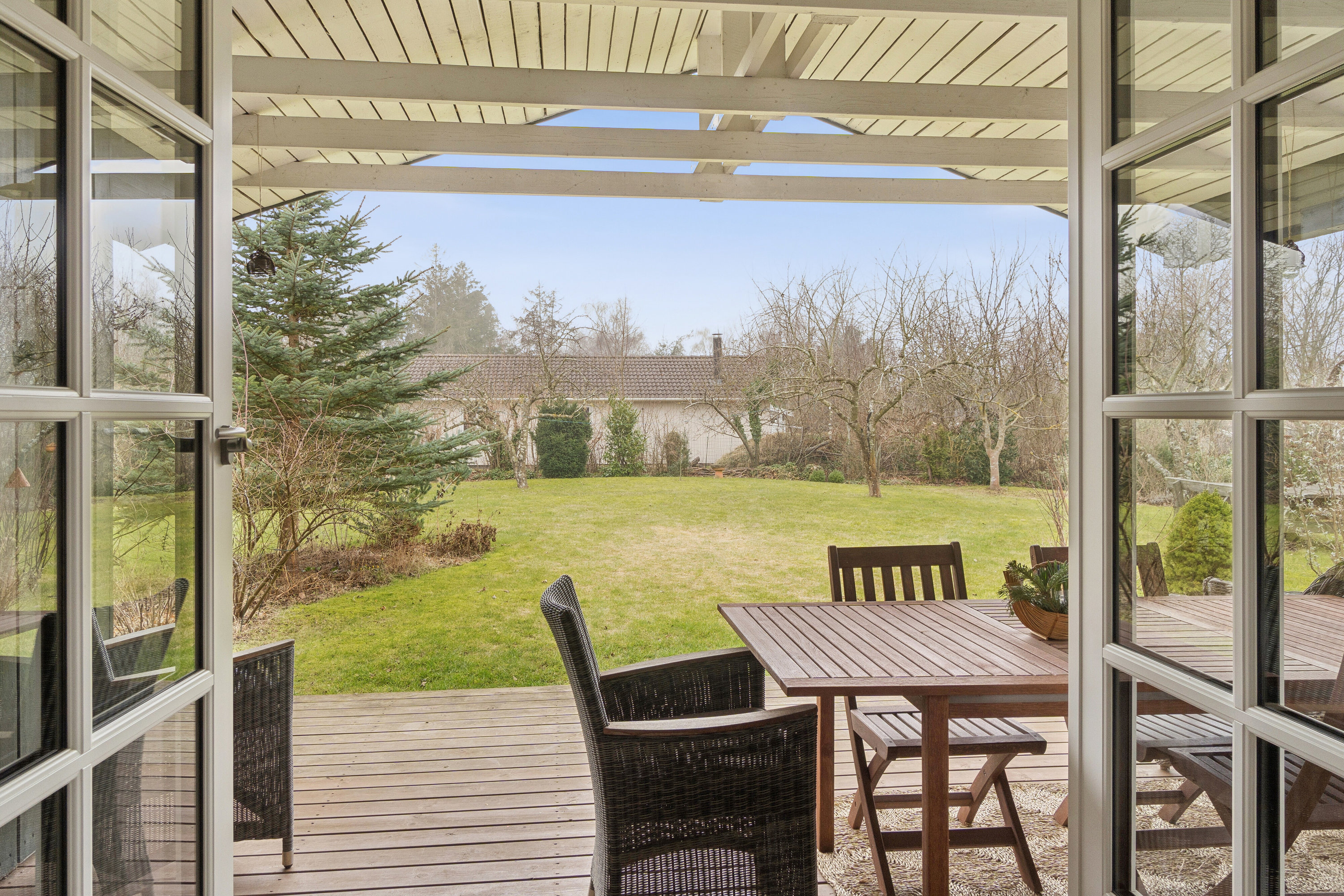 Fremhævet overdækket terrasse billede i fuldskærmstilstand. Billede af Klinteborgvej 26, Ordrup, 4540 Fårevejle
