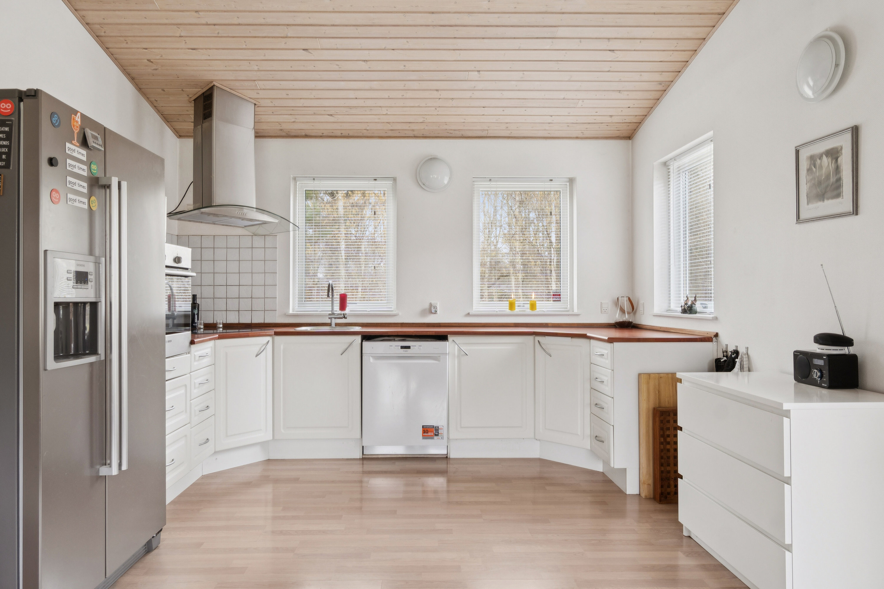 Fremhævet køkken billede i fuldskærmstilstand. Billede af Mosevej 16, Lammefjorden, 4571 Grevinge