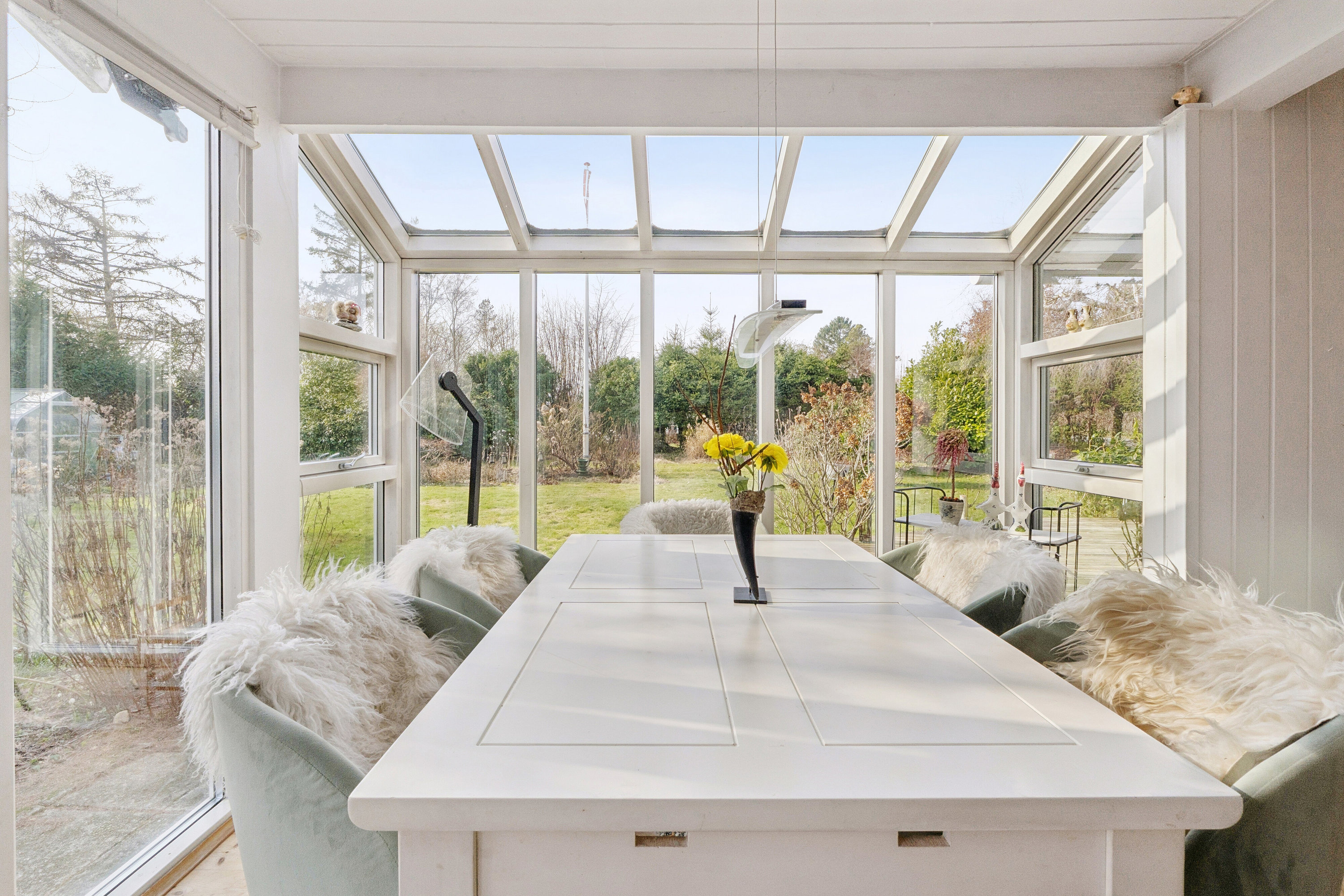 Fremhævet spiseplads billede i fuldskærmstilstand. Billede af Ny-Ager 7, Villingerød, 3120 Dronningmølle