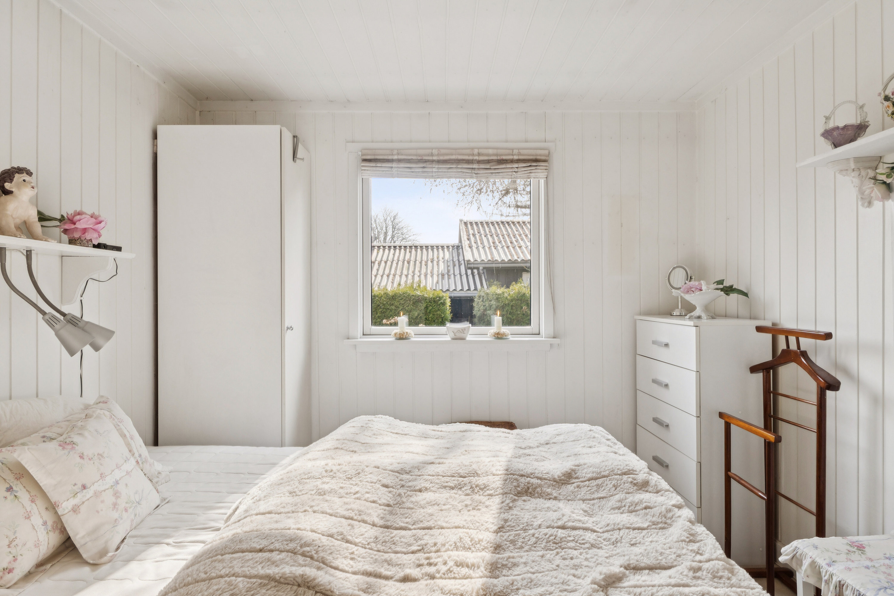 Fremhævet forældresoveværelse billede i fuldskærmstilstand. Billede af Ny-Ager 7, Villingerød, 3120 Dronningmølle