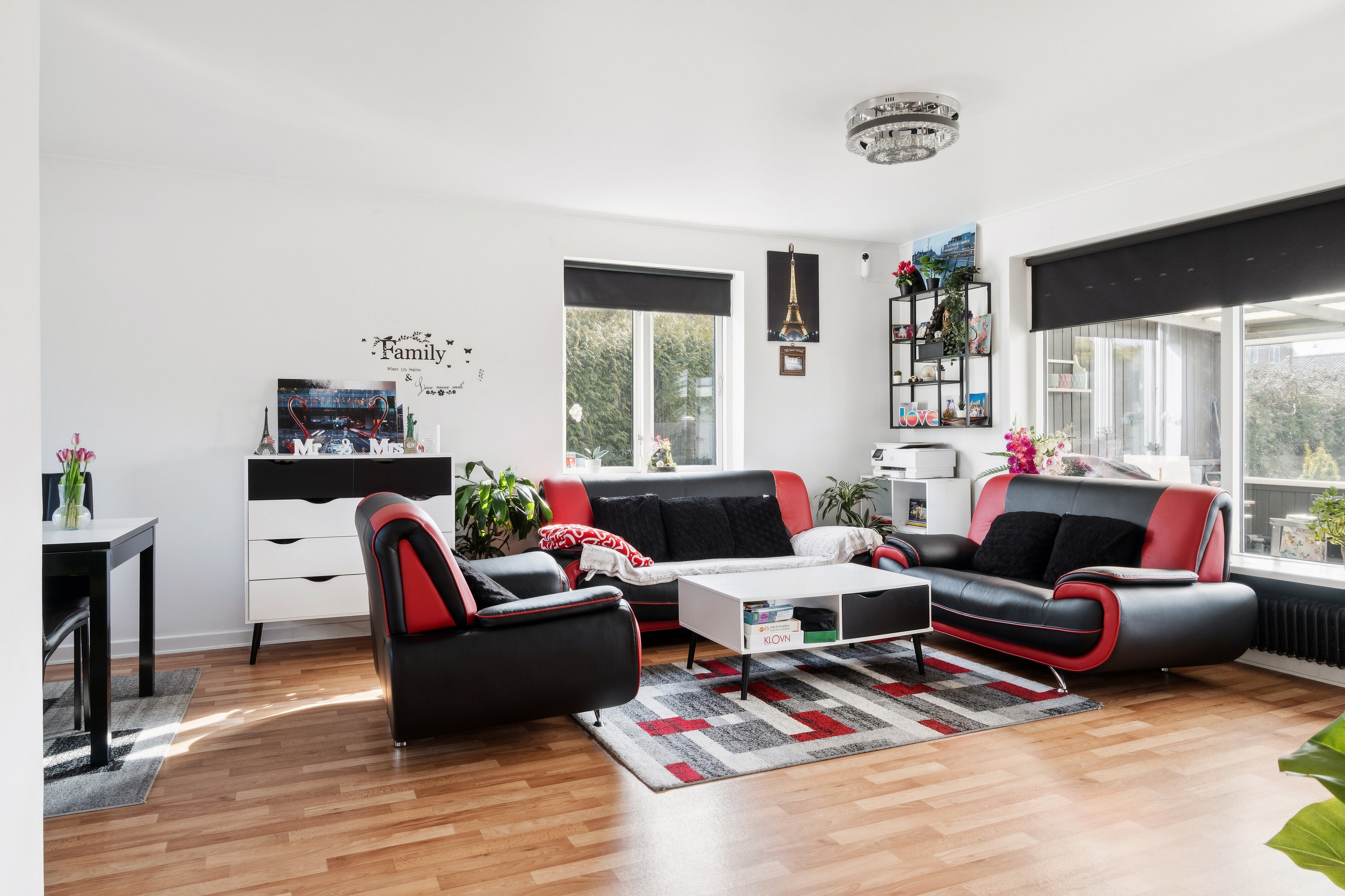 Fremhævet stue billede i fuldskærmstilstand. Billede af Kildevang 10, 4690 Haslev