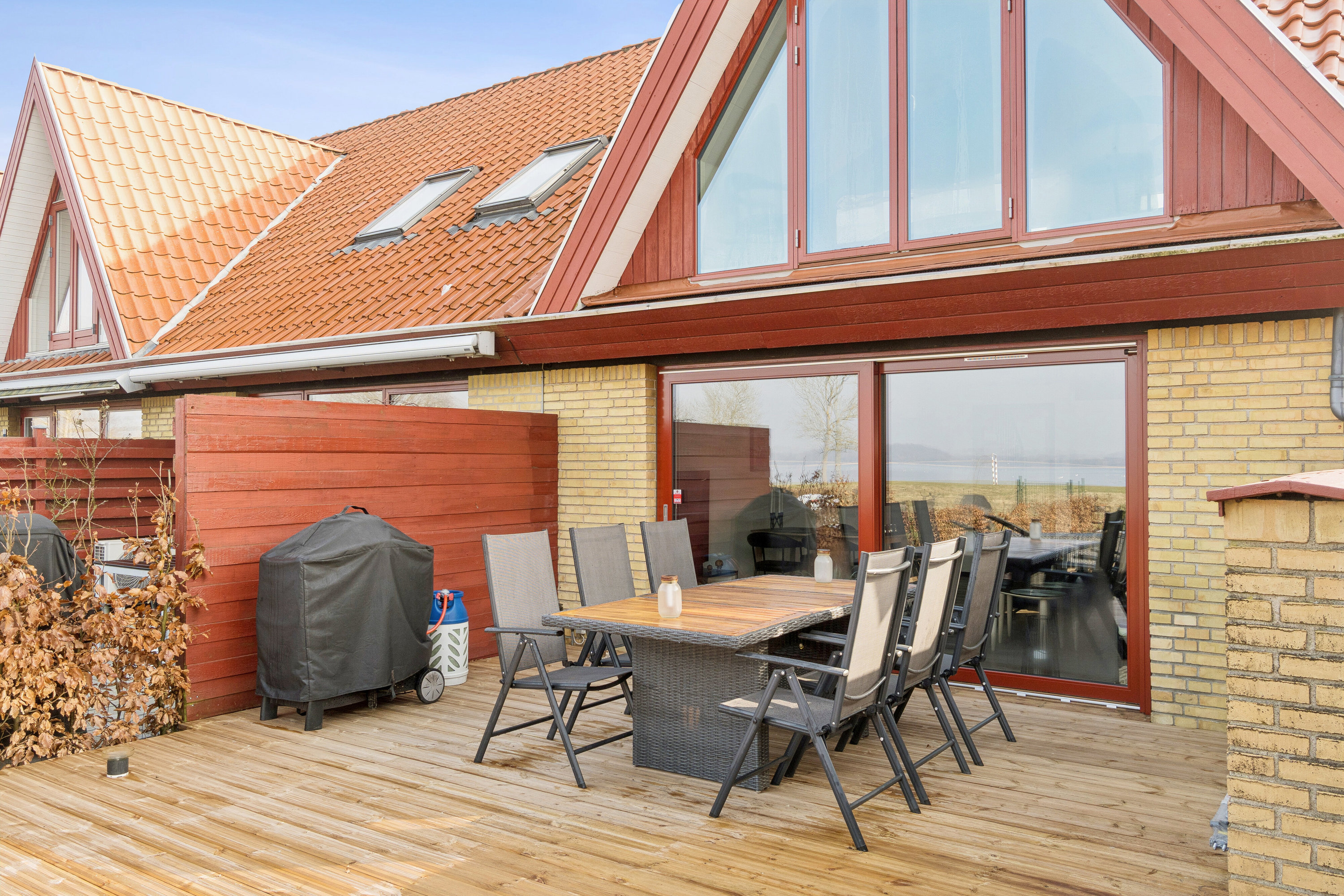 Fremhævet terrasse billede i fuldskærmstilstand. Billede af Kirsebærvej 32, 4720 Præstø