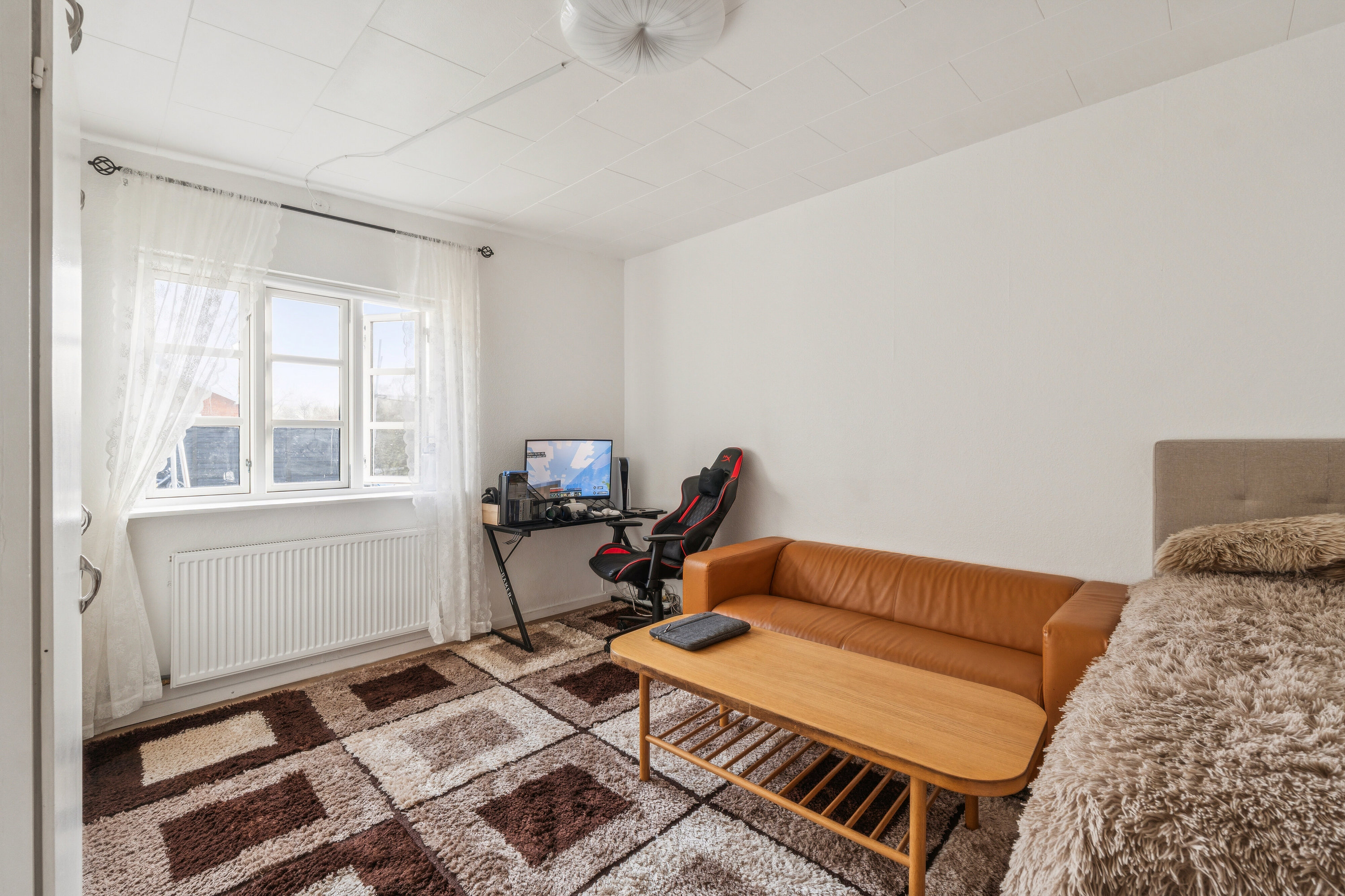 Fremhævet soveværelse billede i fuldskærmstilstand. Billede af Krebsevej 48, 2650 Hvidovre