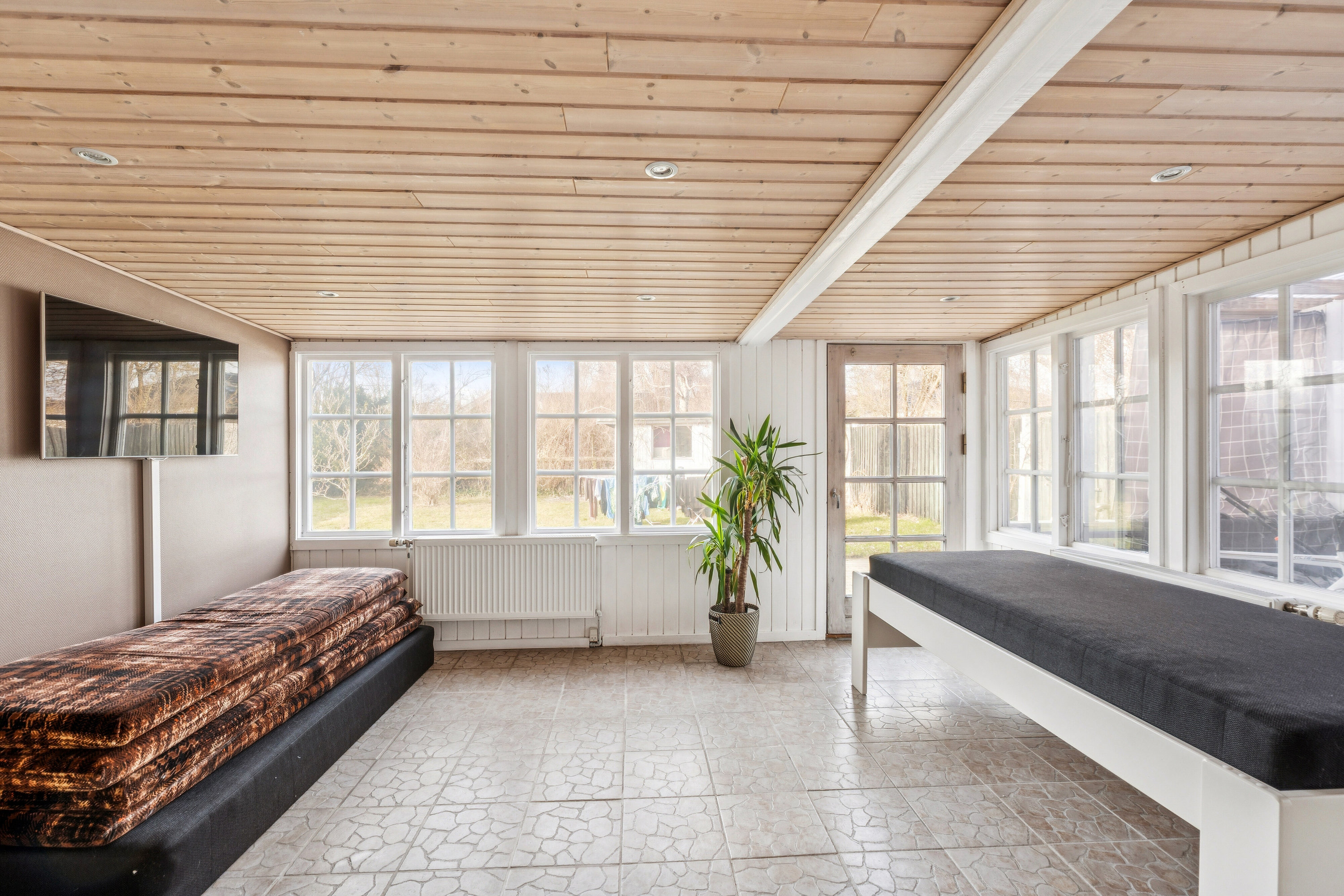 Fremhævet udestue billede i fuldskærmstilstand. Billede af Krebsevej 48, 2650 Hvidovre