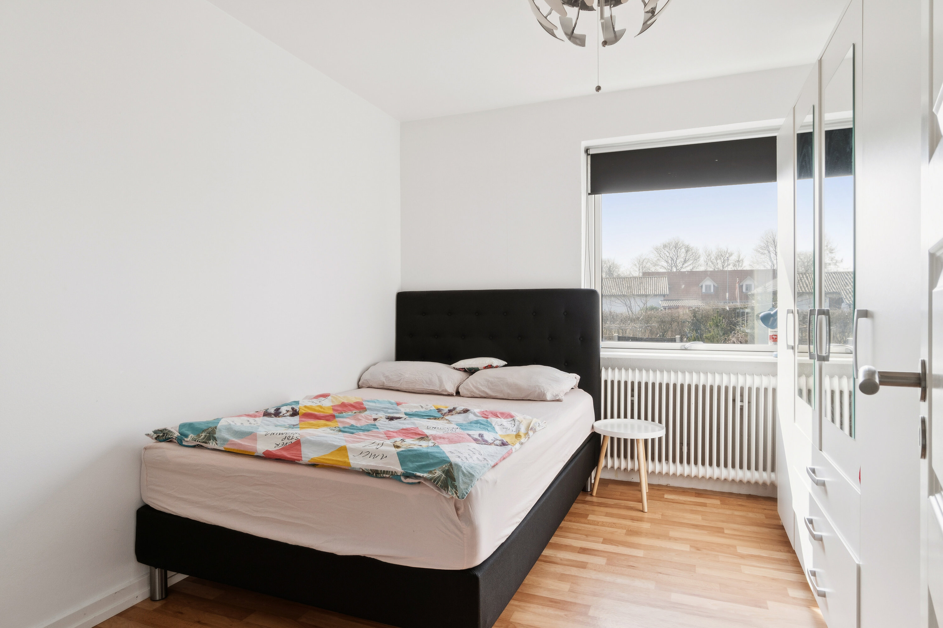 Fremhævet forældresoveværelse billede i fuldskærmstilstand. Billede af Kildevang 10, 4690 Haslev