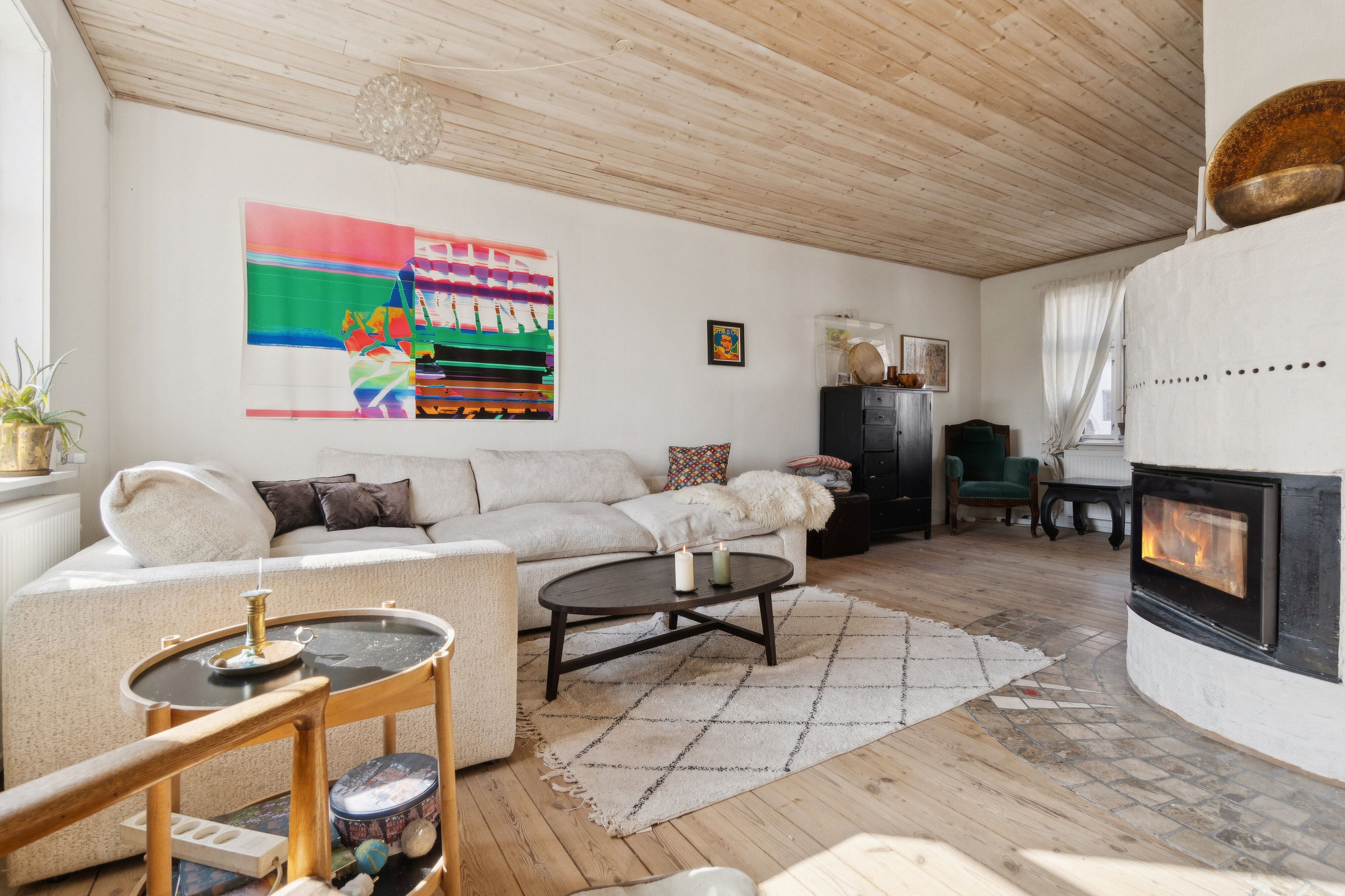 Fremhævet stue billede i fuldskærmstilstand. Billede af Helligdomsvej 15, Rø, 3760 Gudhjem