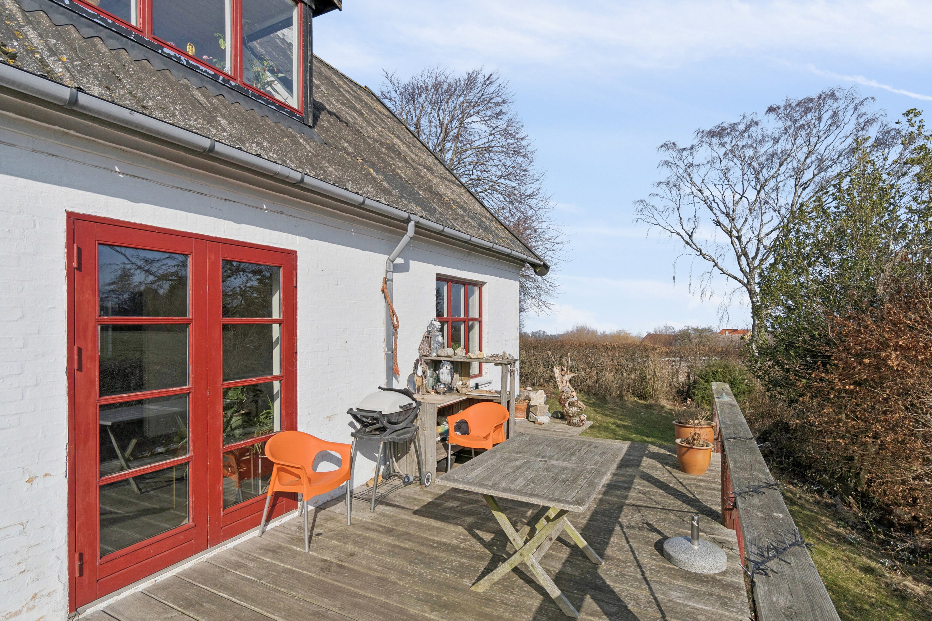 Fremhævet terrasse billede i fuldskærmstilstand. Billede af Helligdomsvej 15, Rø, 3760 Gudhjem