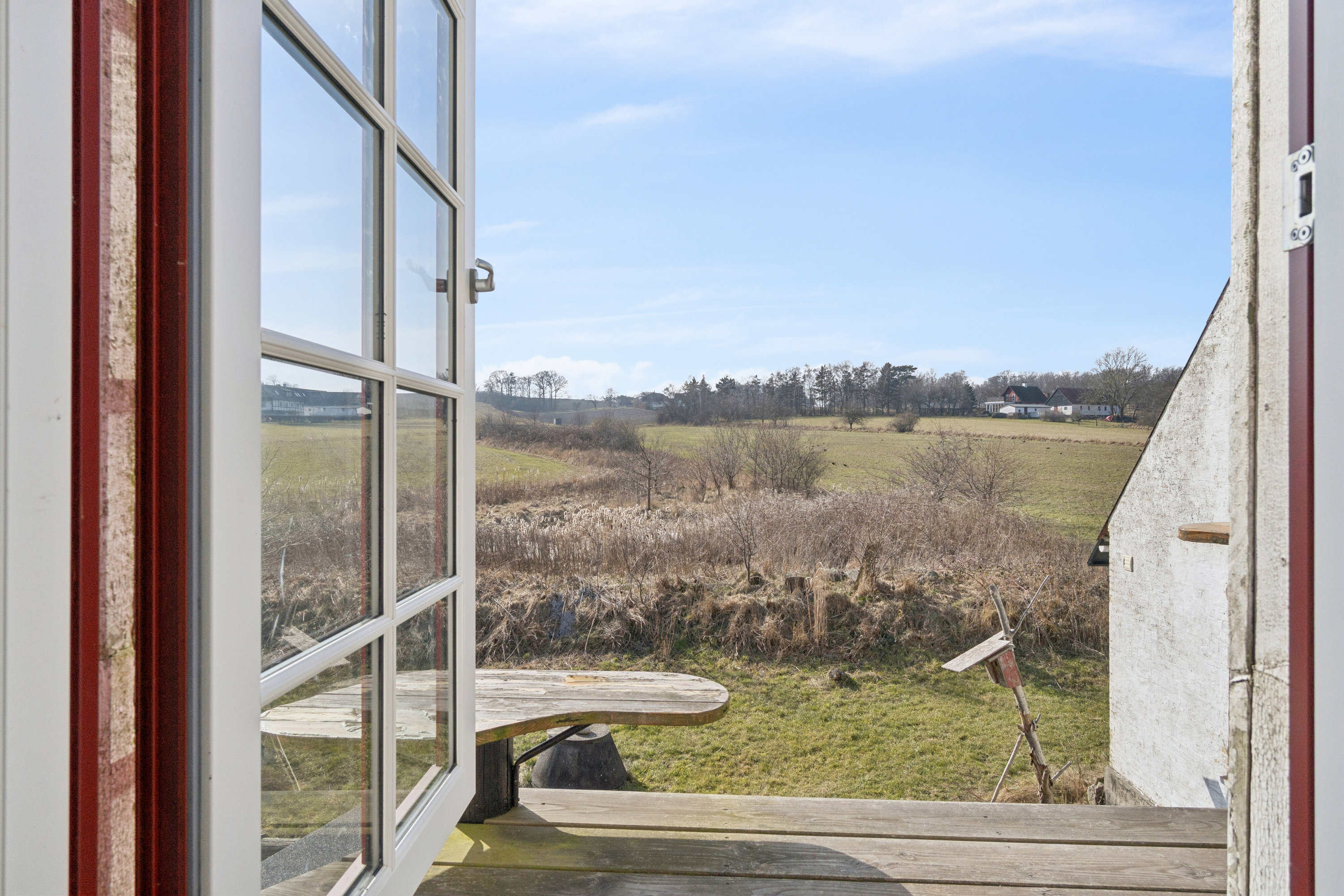 Fremhævet udsigt billede i fuldskærmstilstand. Billede af Helligdomsvej 15, Rø, 3760 Gudhjem