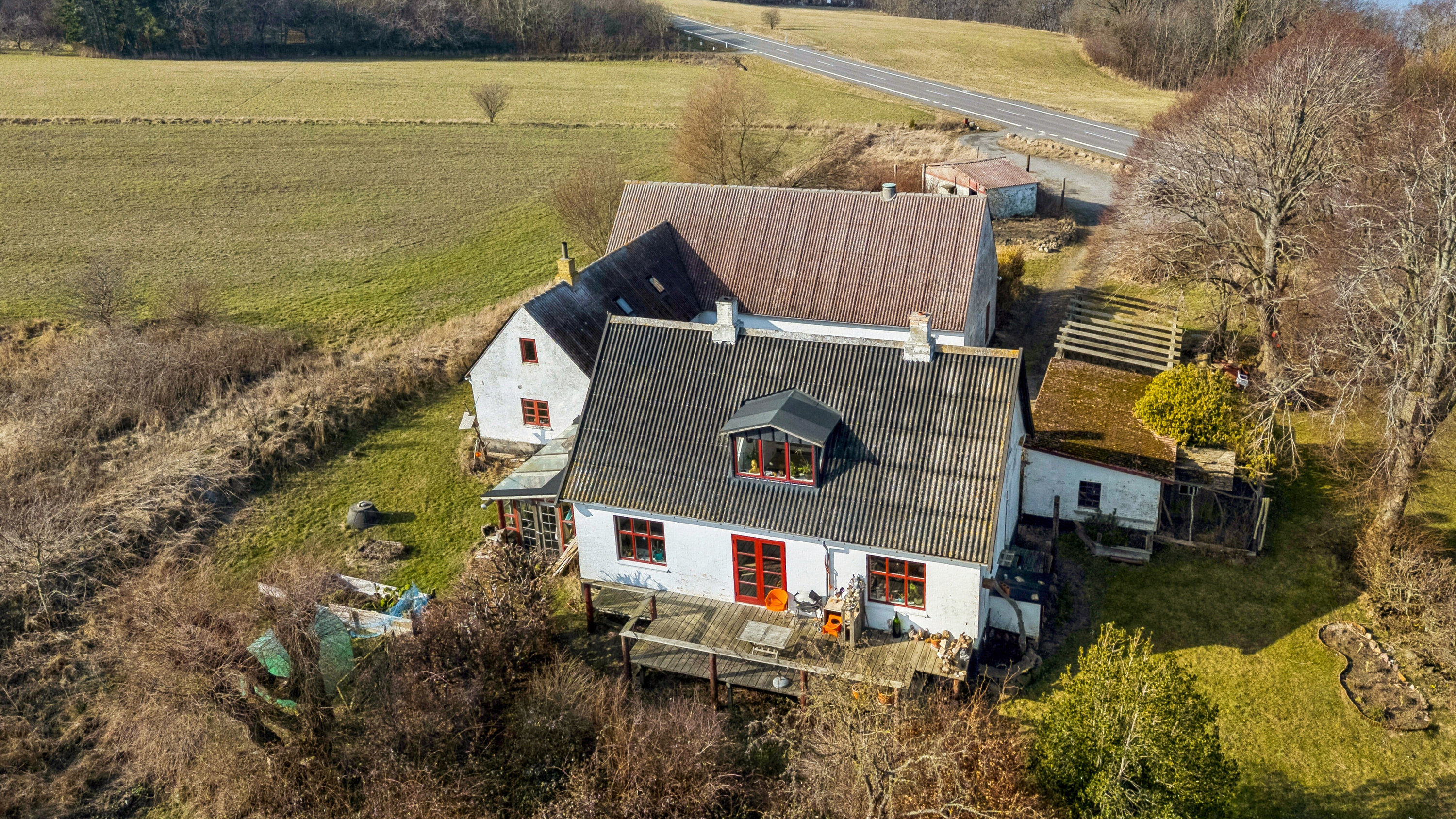 Fremhævet set fra haven billede i fuldskærmstilstand. Billede af Helligdomsvej 15, Rø, 3760 Gudhjem