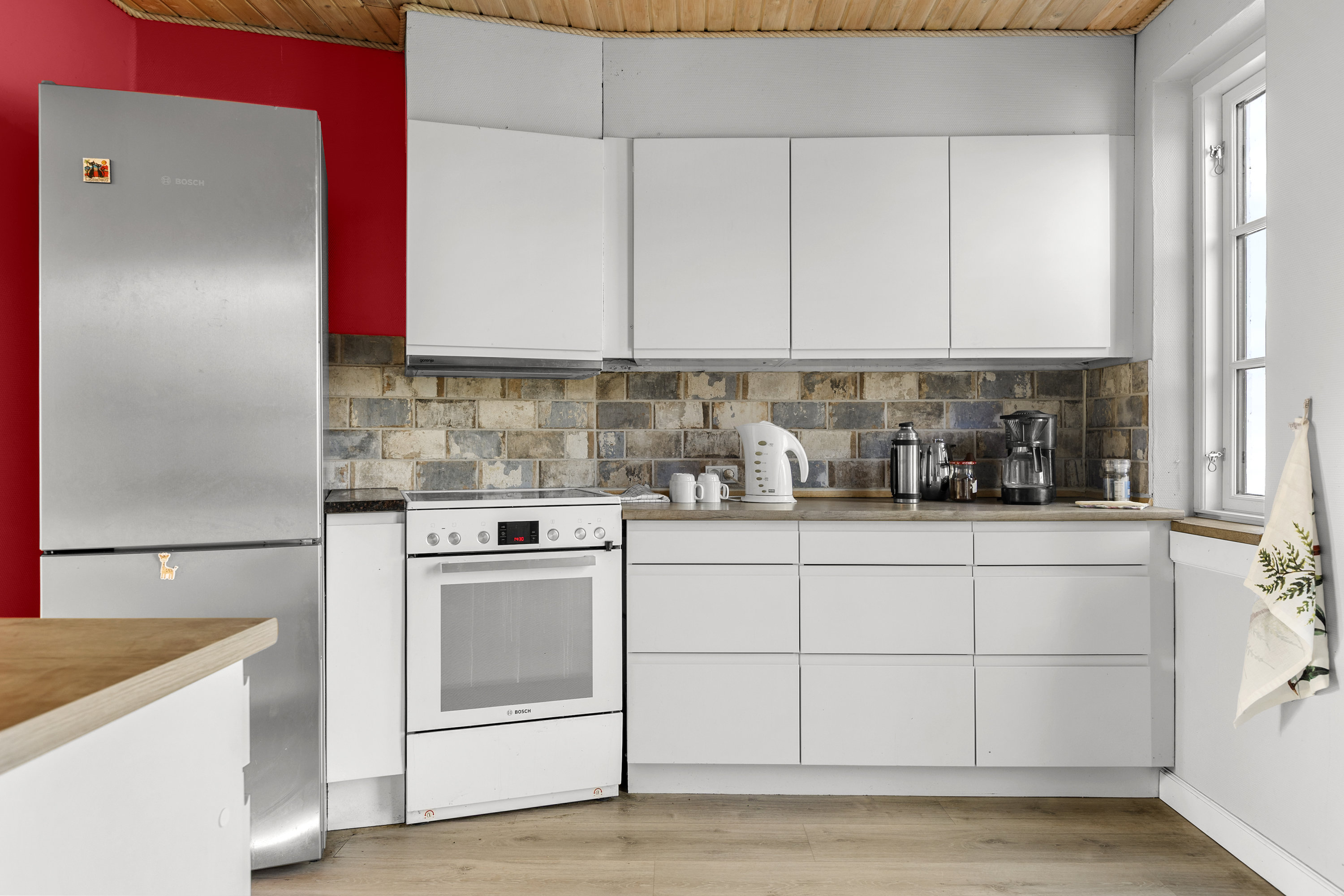 Fremhævet køkken billede i fuldskærmstilstand. Billede af Kalundborgvej 102, 4190 Munke Bjergby