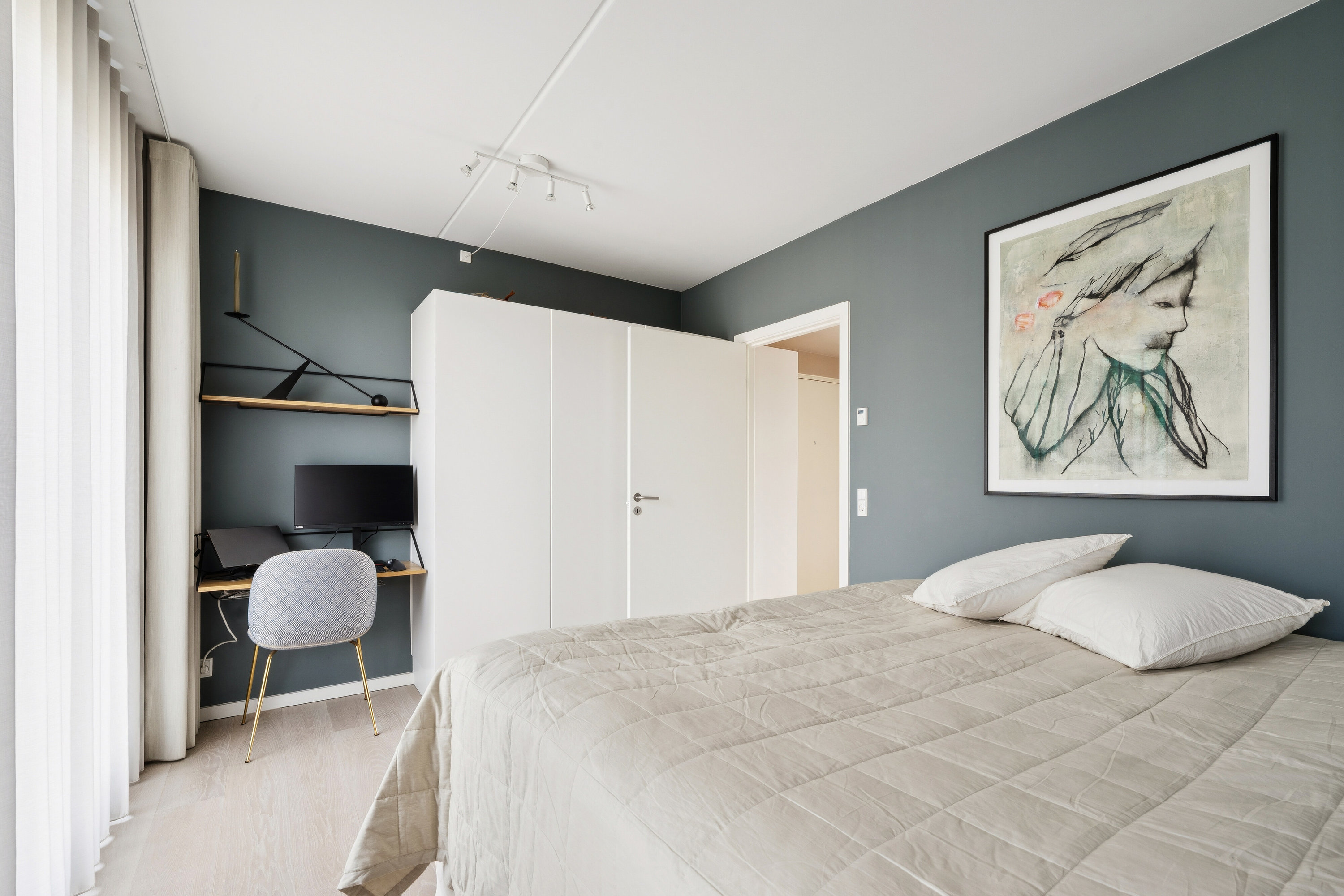 Fremhævet soveværelse billede i fuldskærmstilstand. Billede af Amager Strandvej 58F, 4. th., 2300 København S