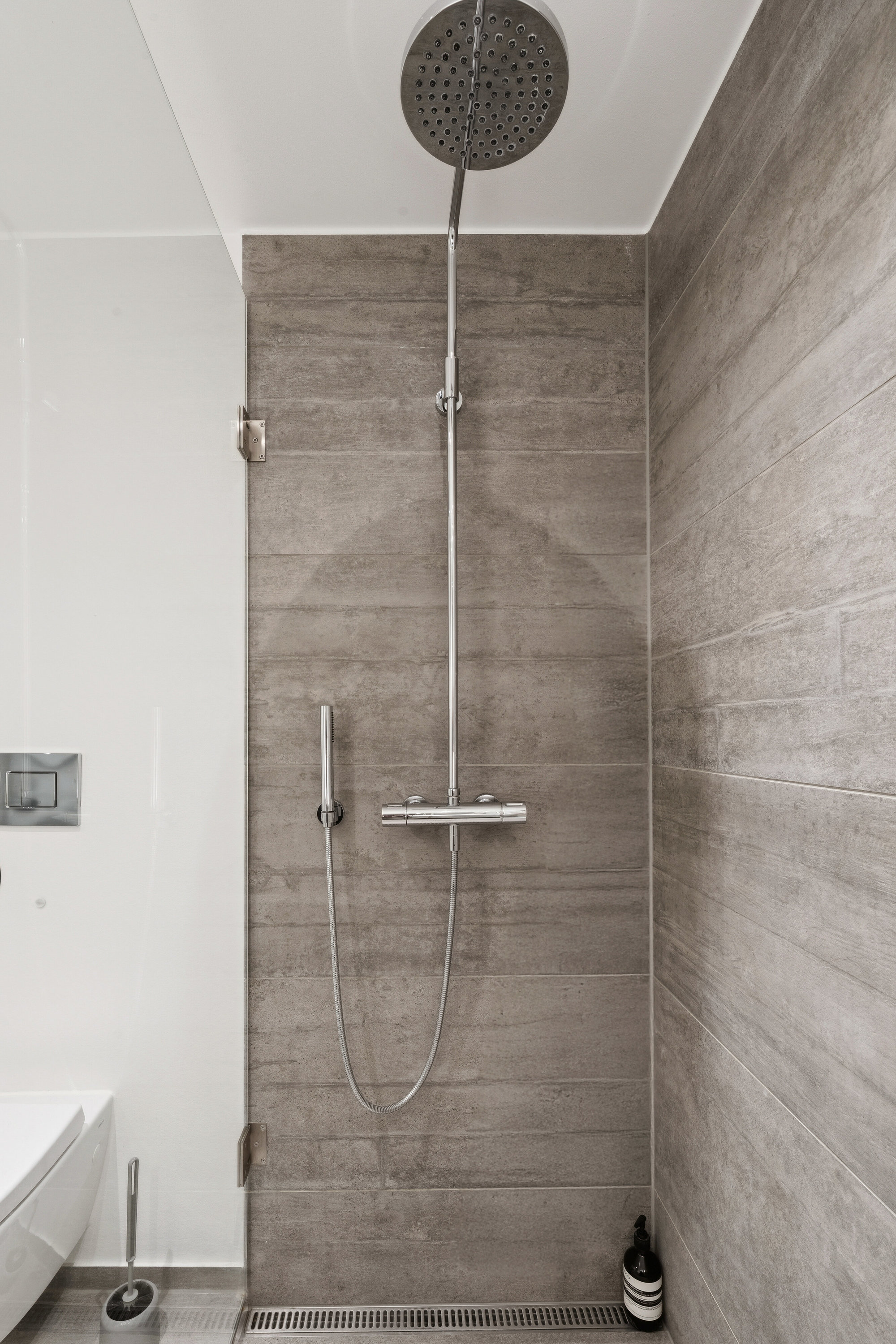 Fremhævet badeværelse billede i fuldskærmstilstand. Billede af Amager Strandvej 58F, 4. th., 2300 København S