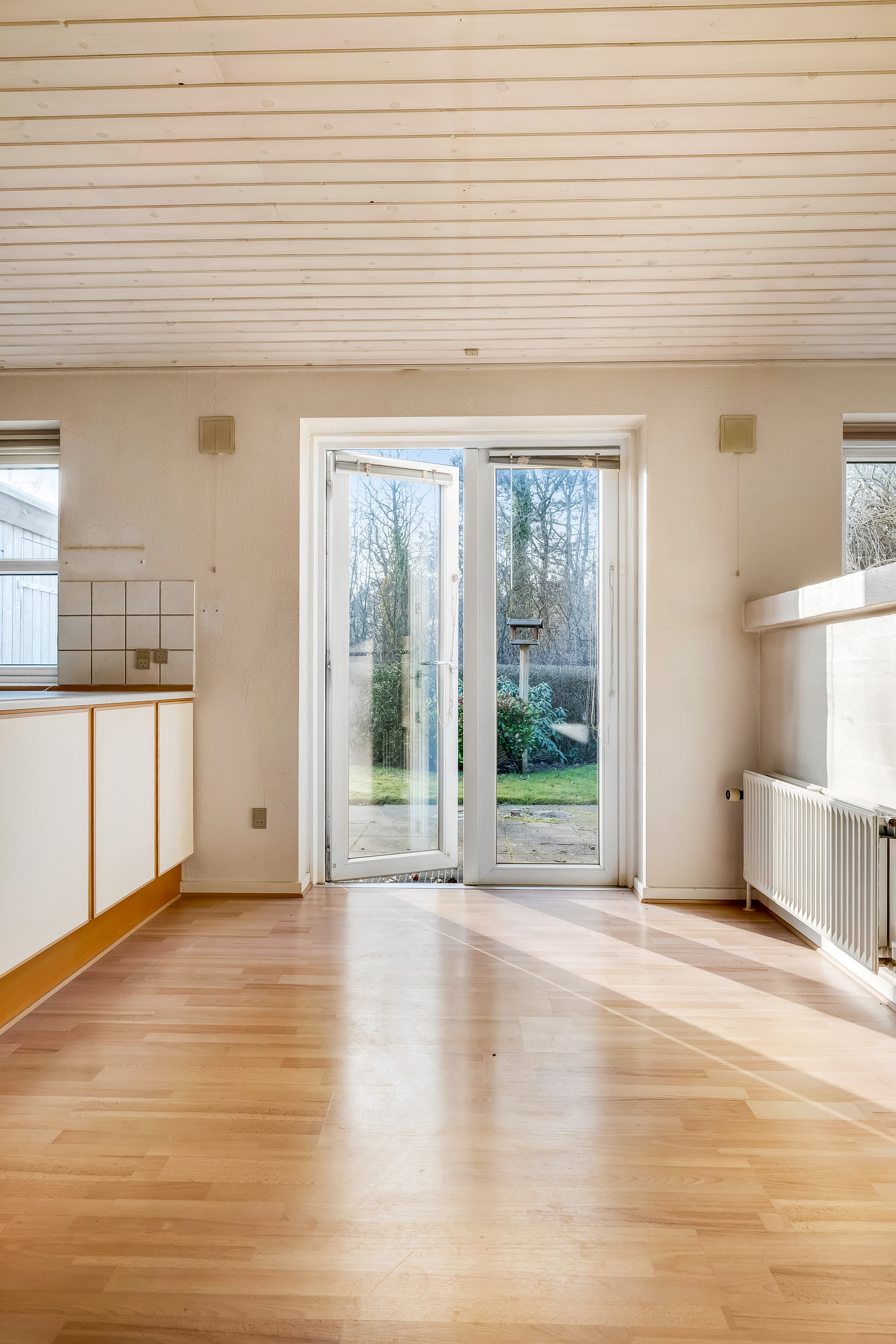 Fremhævet stue billede i fuldskærmstilstand. Billede af Kærsangervej 21, 6800 Varde