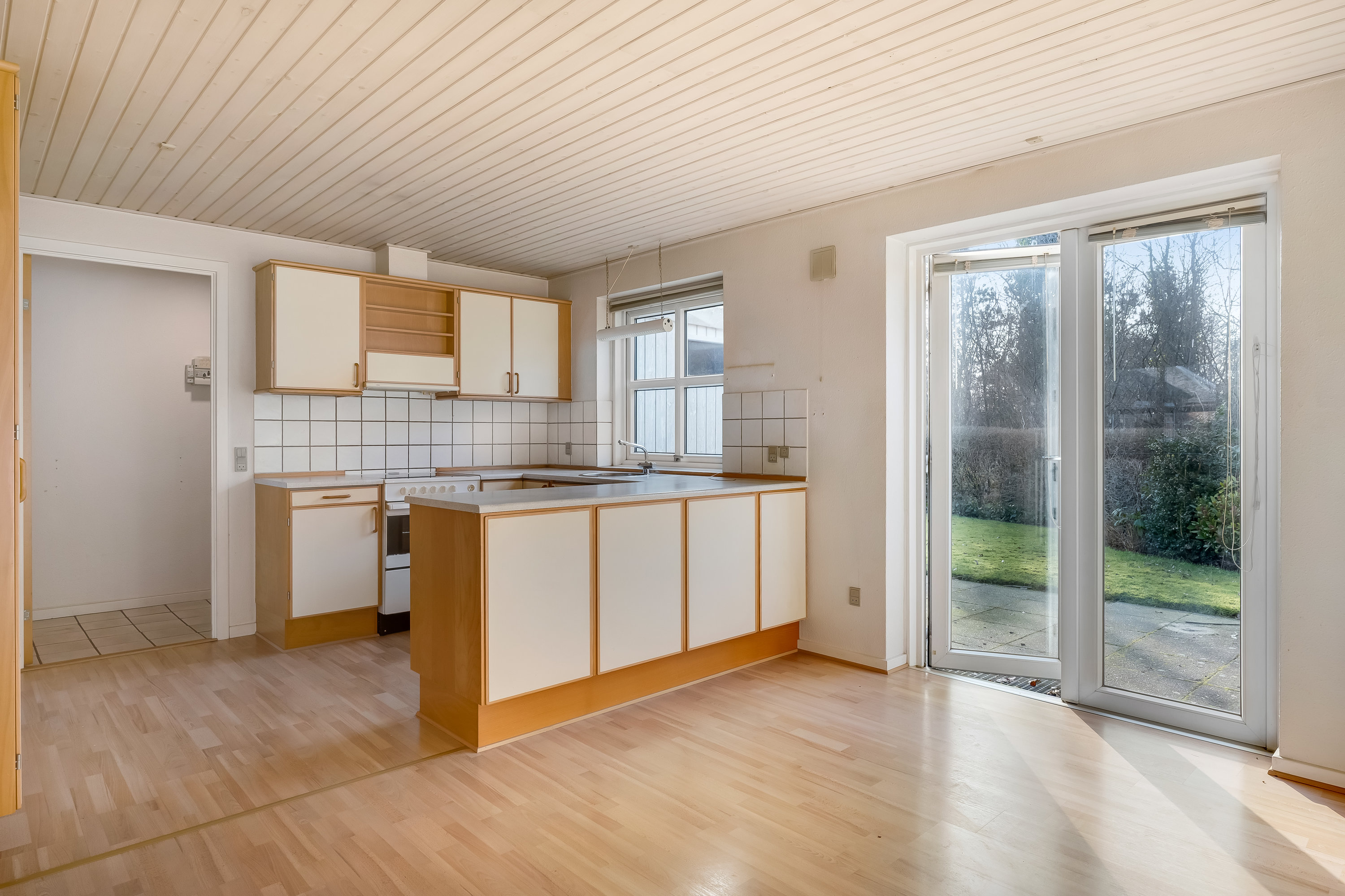 Fremhævet køkken billede i fuldskærmstilstand. Billede af Kærsangervej 21, 6800 Varde