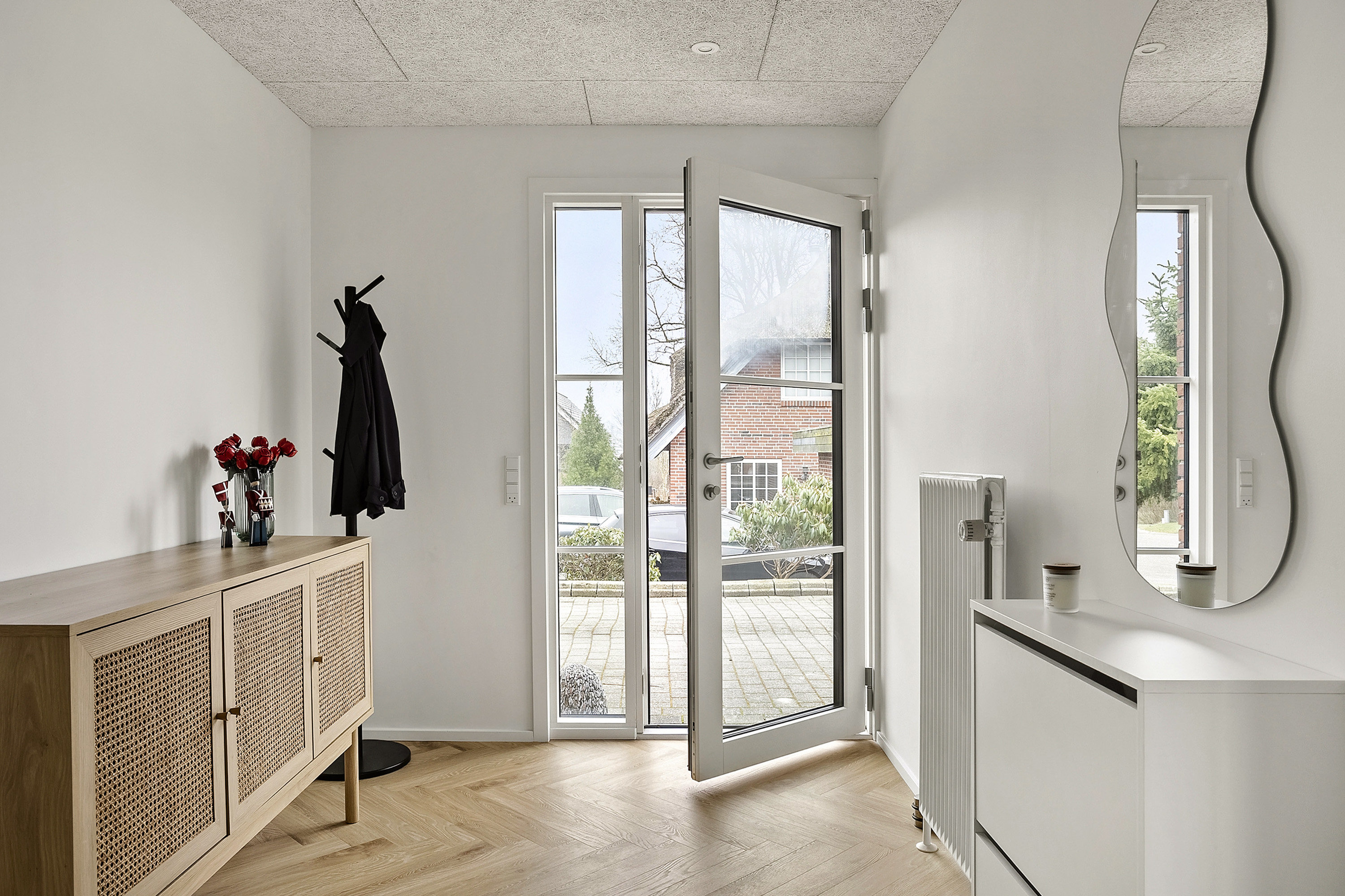 Fremhævet entré billede i fuldskærmstilstand. Billede af Morbærvej 86, 6600 Vejen