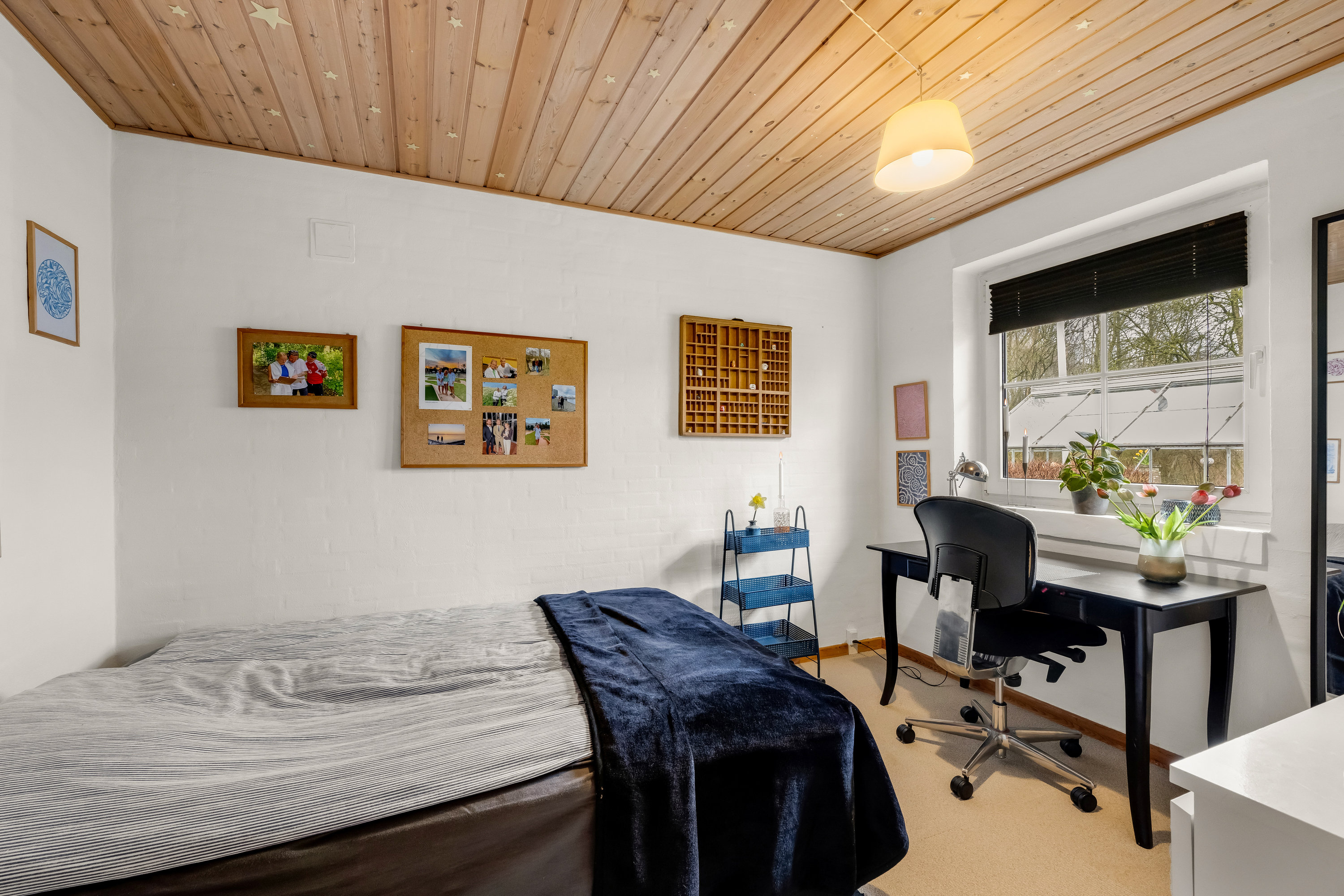 Fremhævet værelse billede i fuldskærmstilstand. Billede af Gyvelvænget 3, 6920 Videbæk