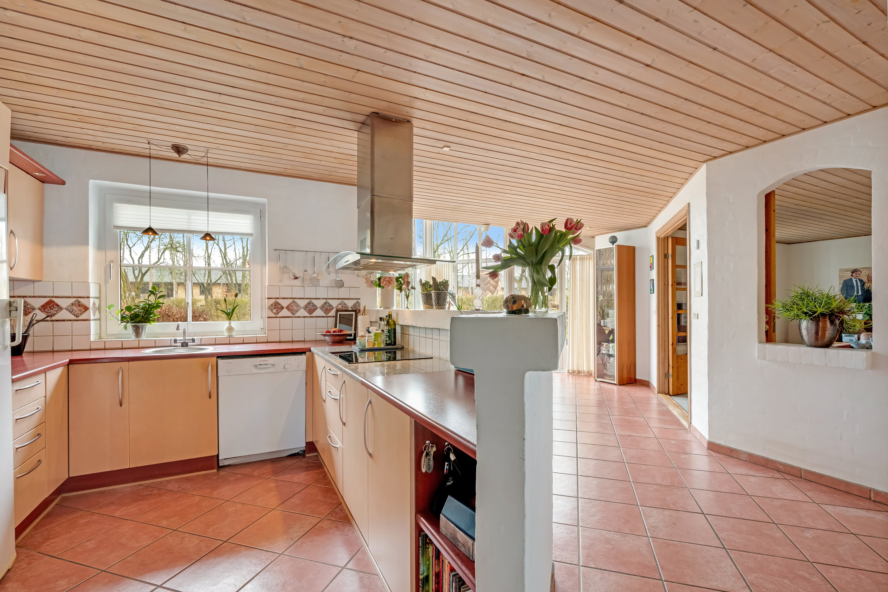 Fremhævet køkken billede i fuldskærmstilstand. Billede af Gyvelvænget 3, 6920 Videbæk