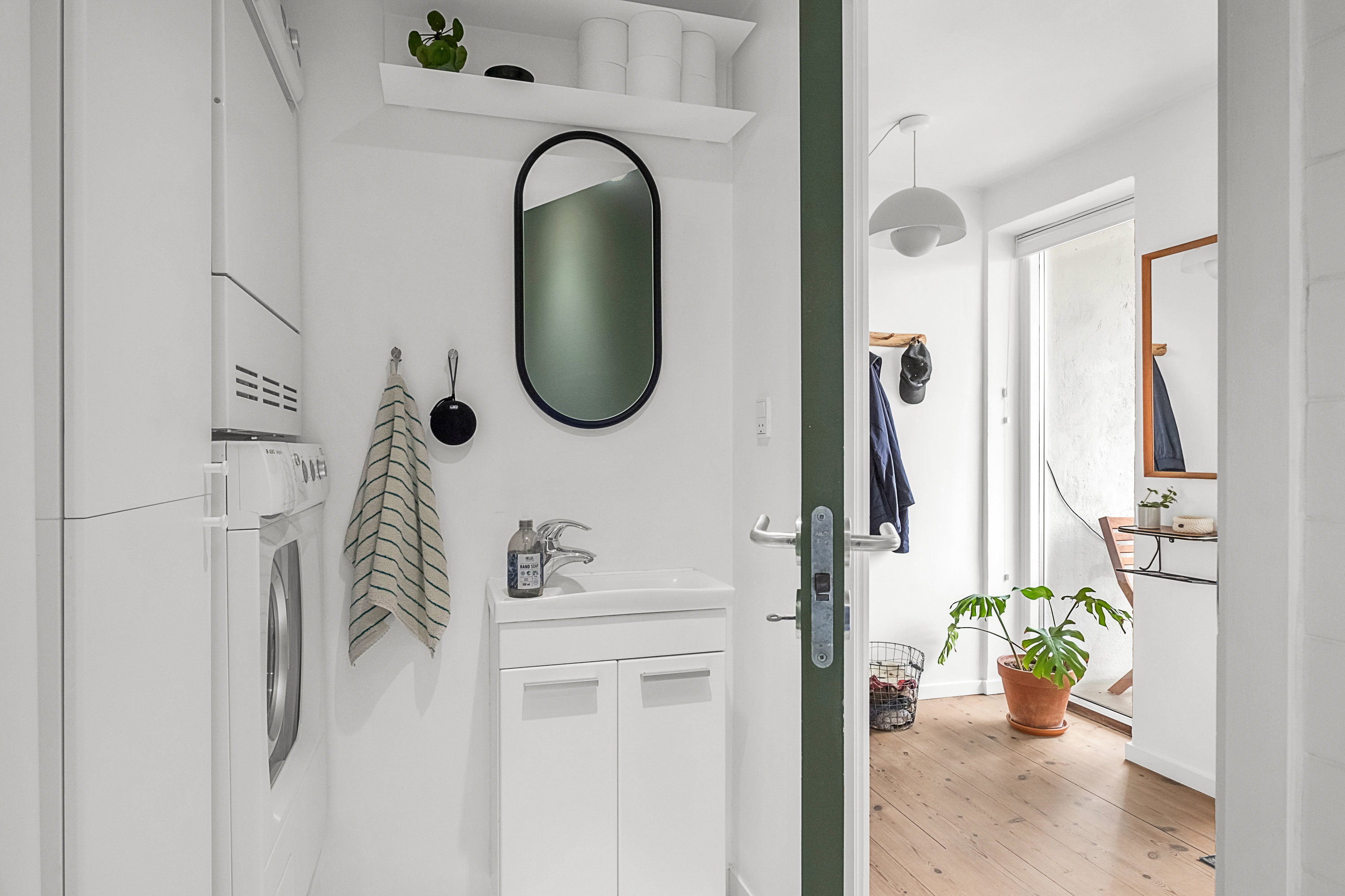 Fremhævet badeværelse billede i fuldskærmstilstand. Billede af Kriegersvej 1B, 1., 8000 Aarhus C