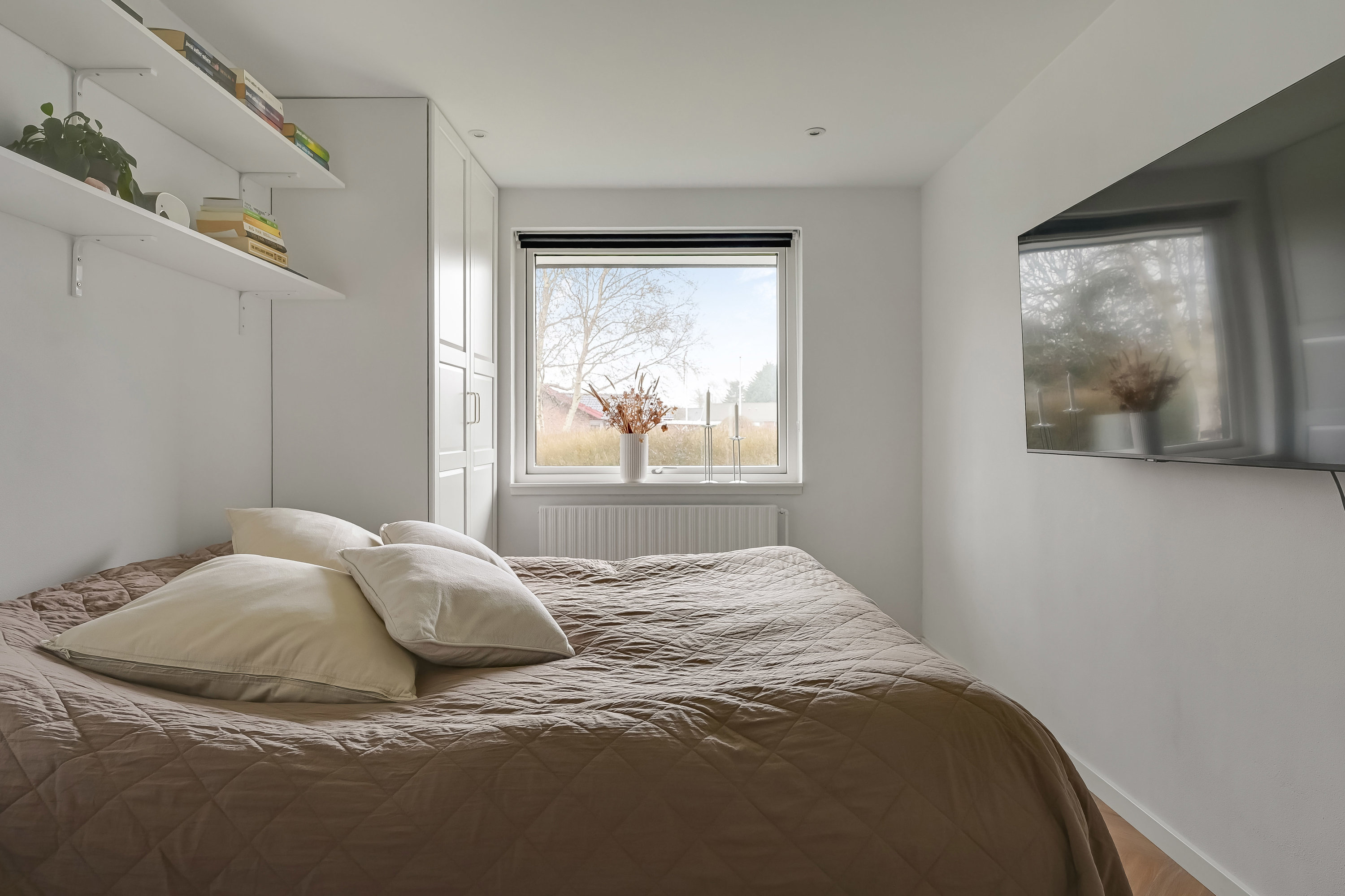 Fremhævet værelse billede i fuldskærmstilstand. Billede af Gl Møllevej 24, 6840 Oksbøl