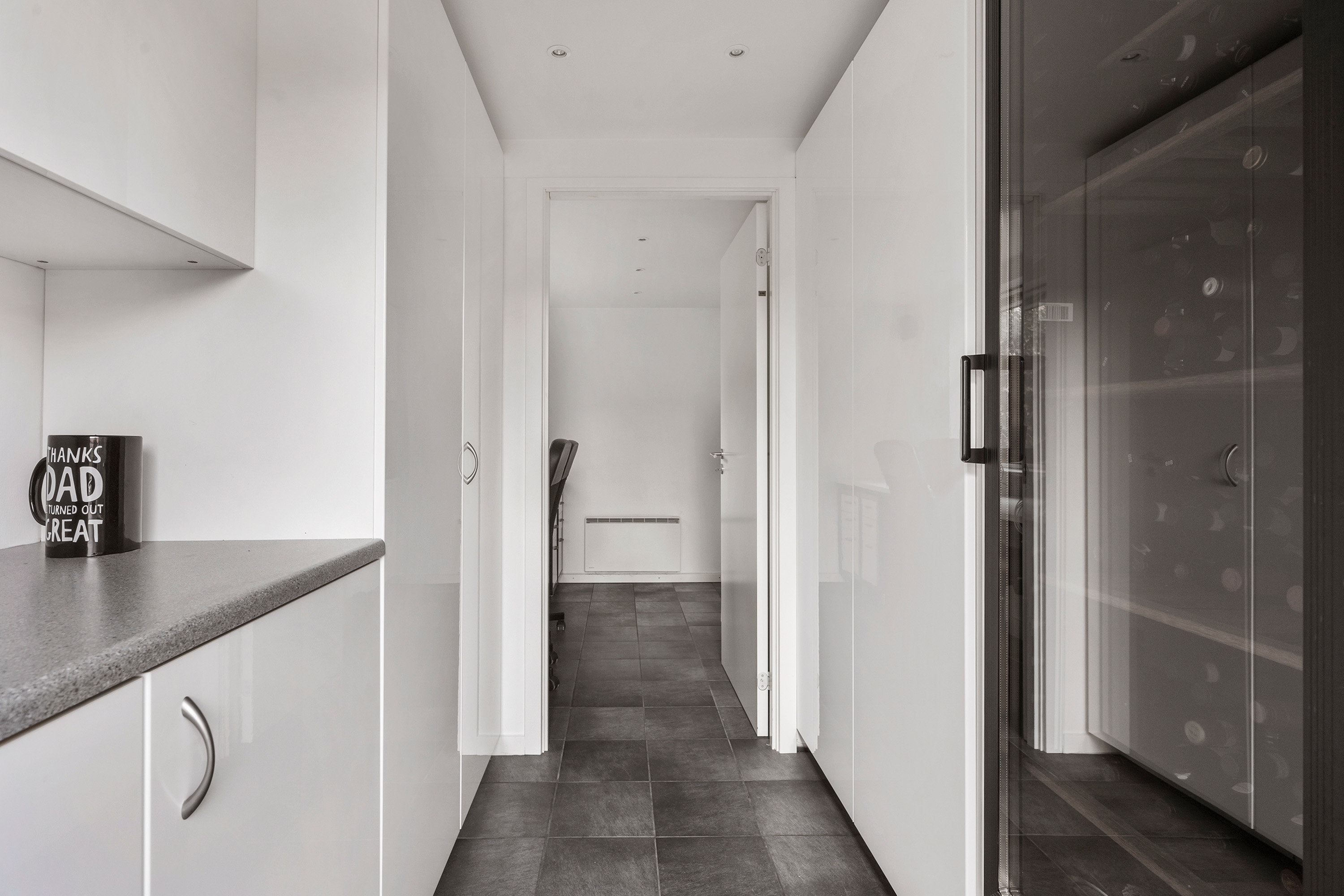 Fremhævet køkken billede i fuldskærmstilstand. Billede af Folesletten 21, Trørød, 2950 Vedbæk