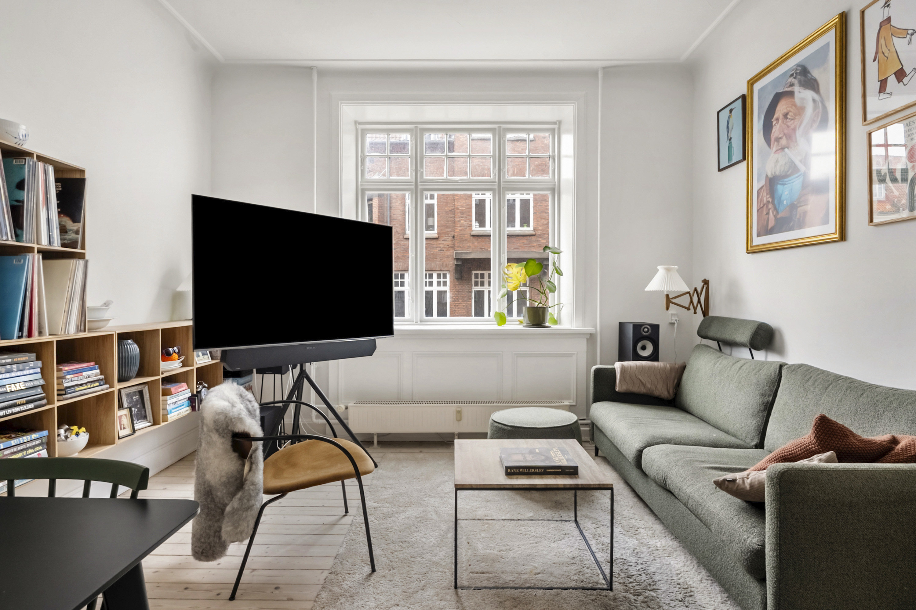 Fremhævet stue billede i fuldskærmstilstand. Billede af Klostervej 21, st.. th., 5000 Odense C